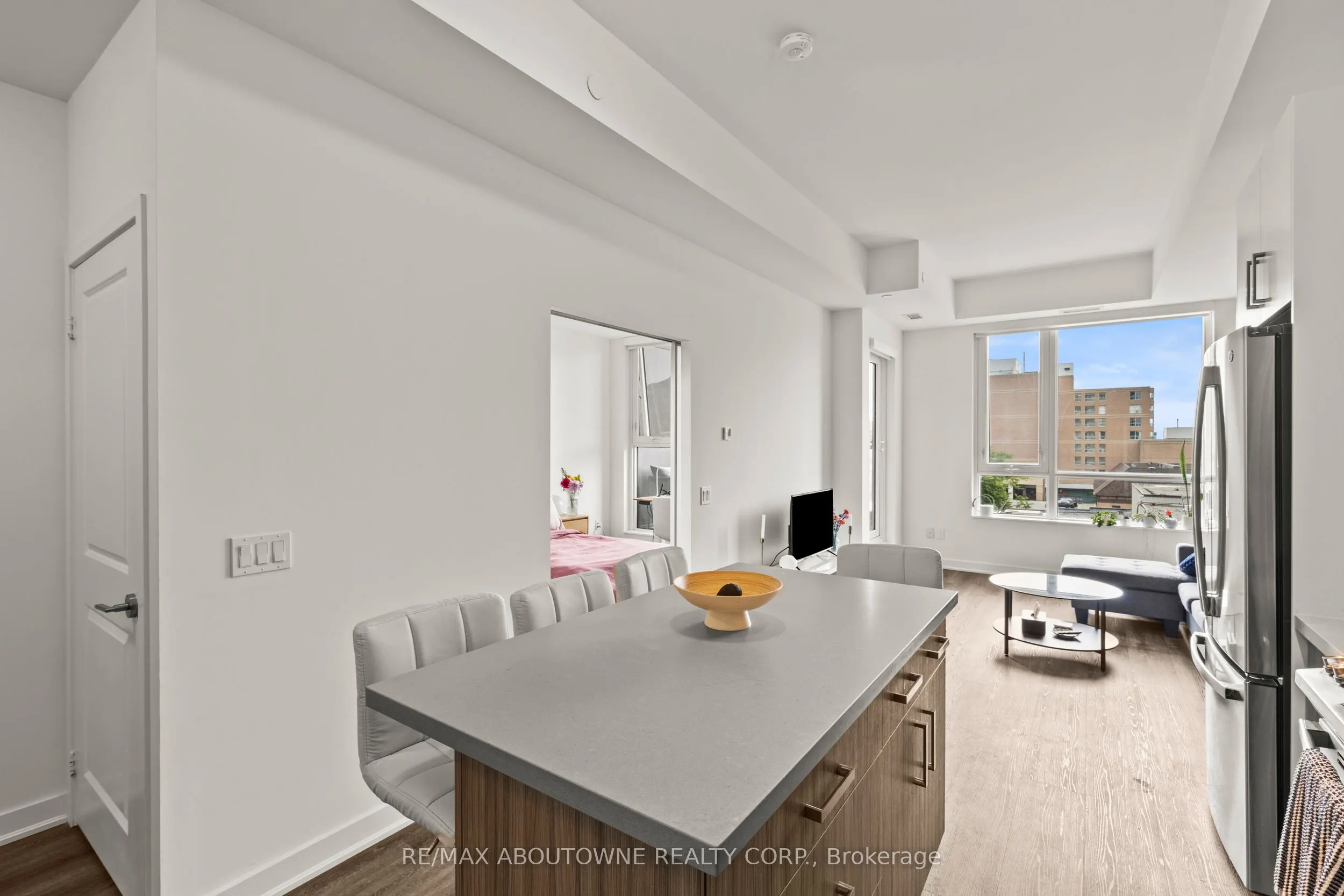 2007 James Street, #307