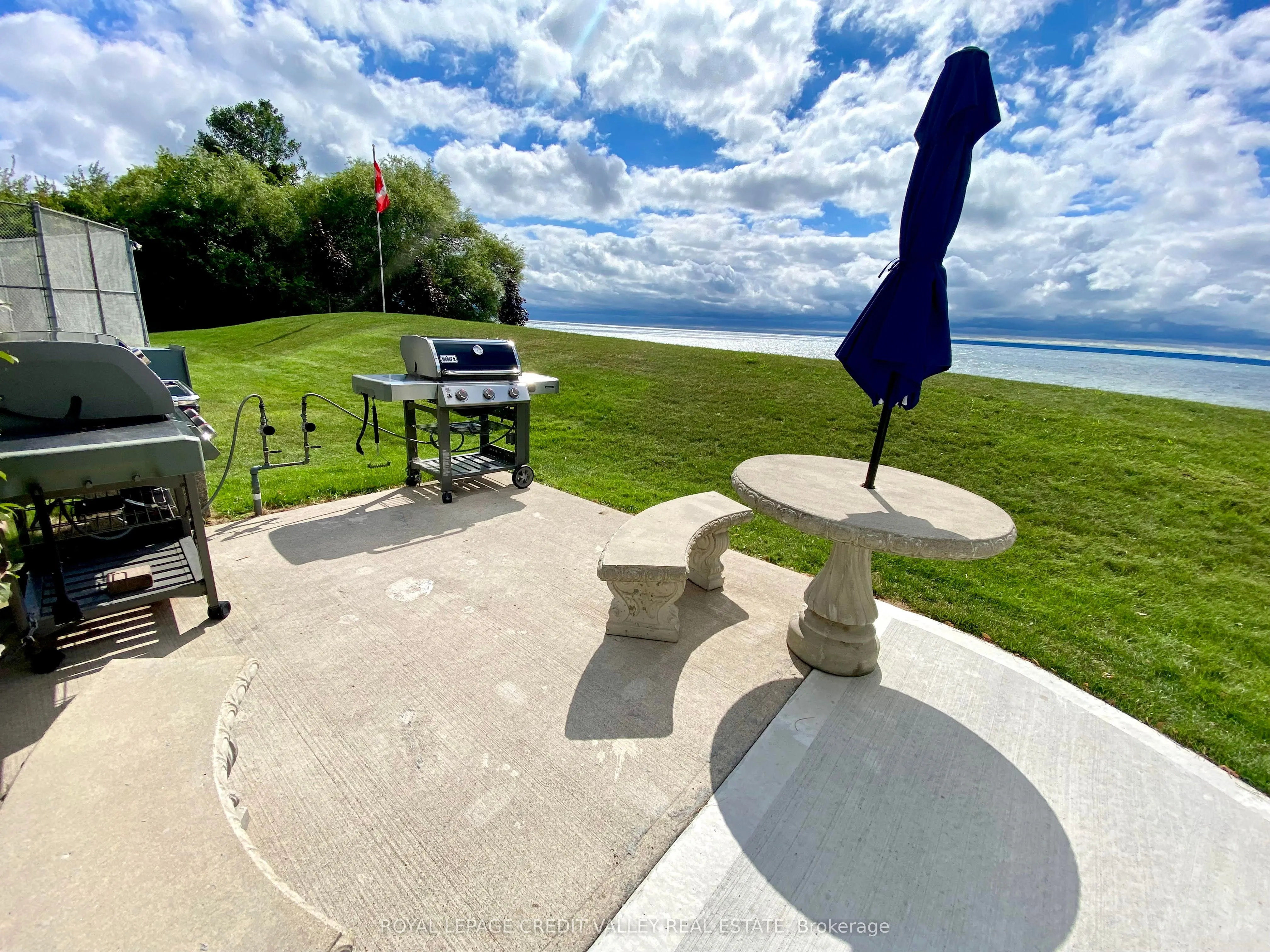 5280 Lakeshore Road, #911