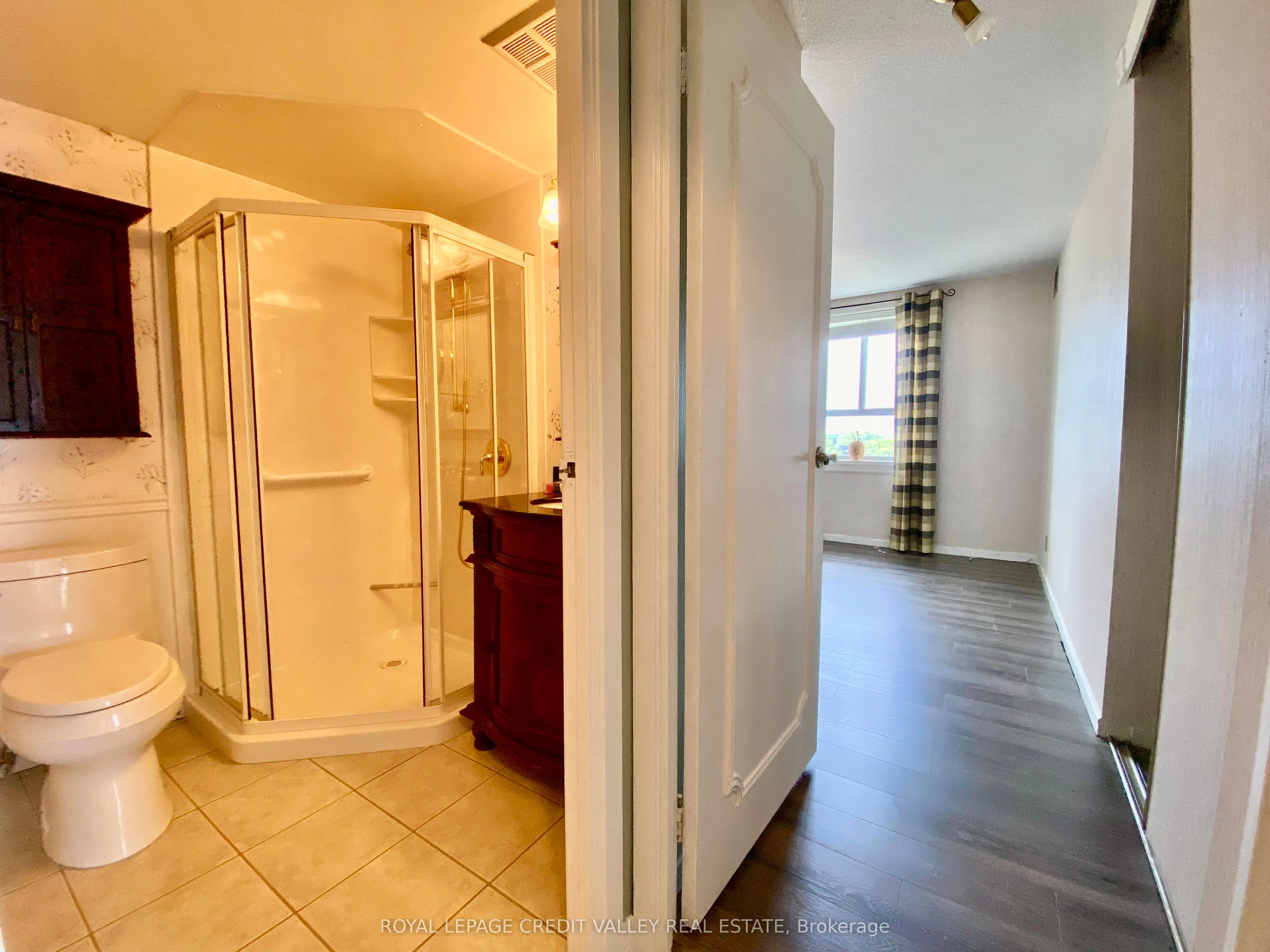 5280 Lakeshore Road, #911