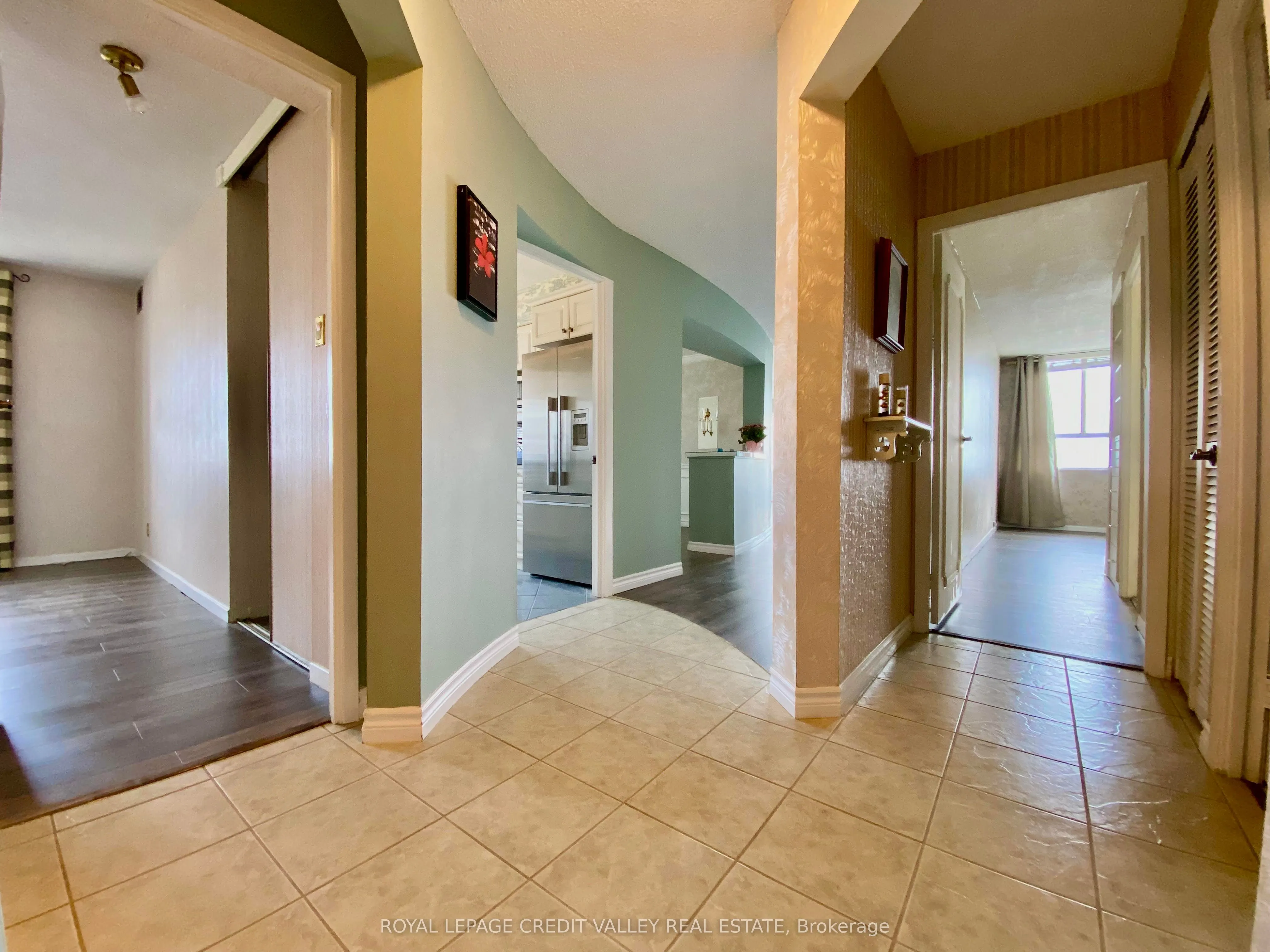5280 Lakeshore Road, #911