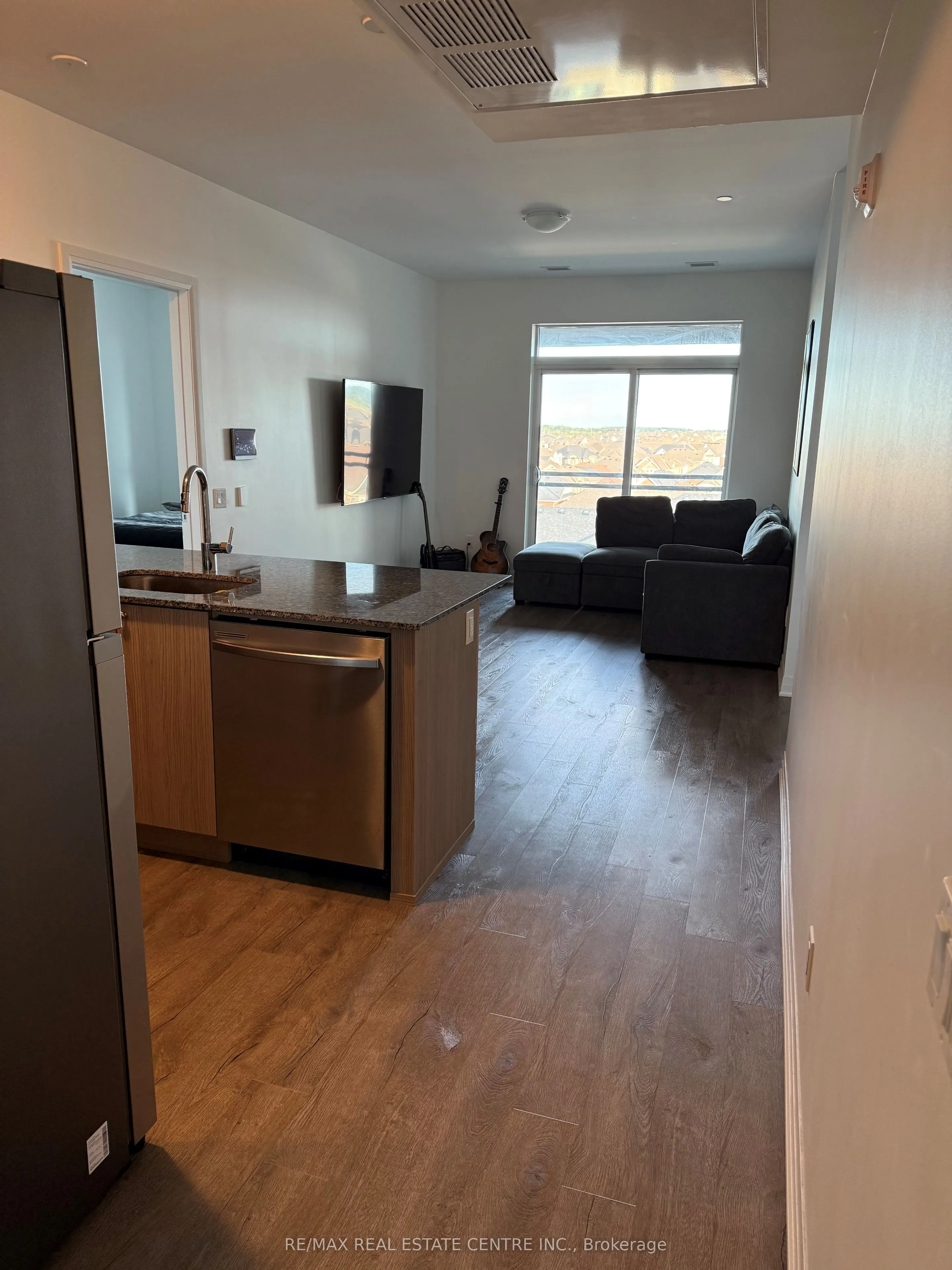 470 Gordon Krantz Avenue, #501