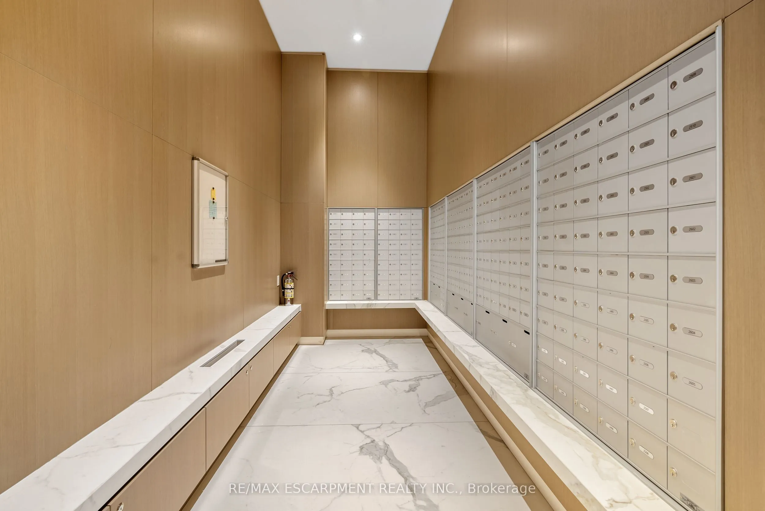 370 Martha Street, #2106