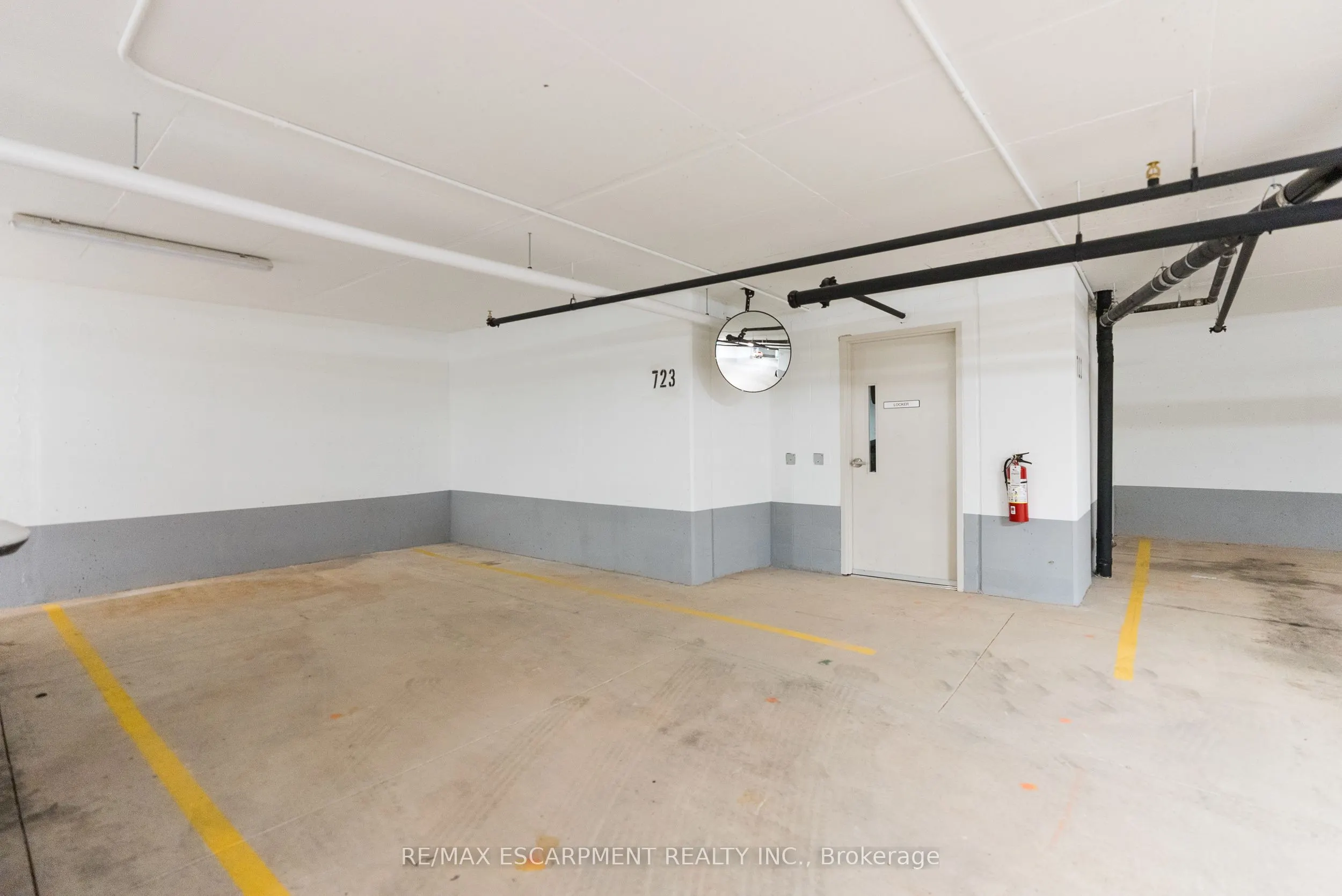 370 Martha Street, #2106