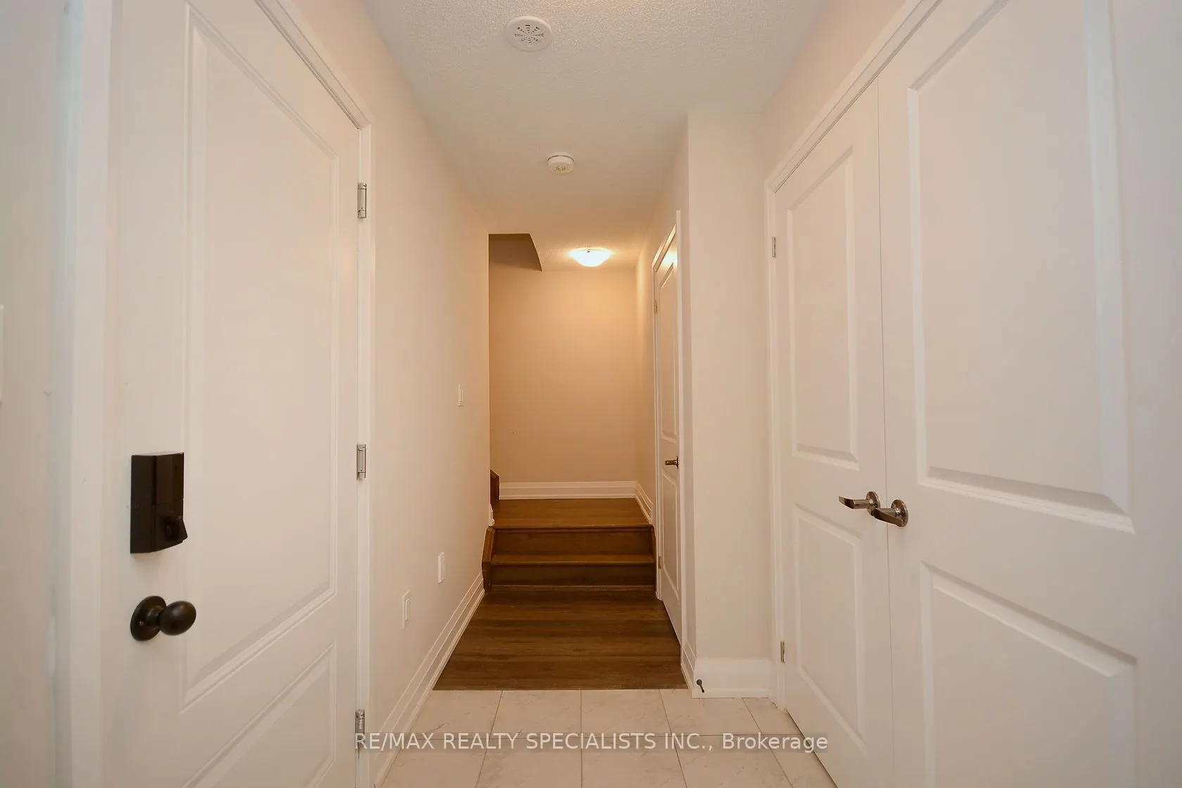 2456 Belt Lane