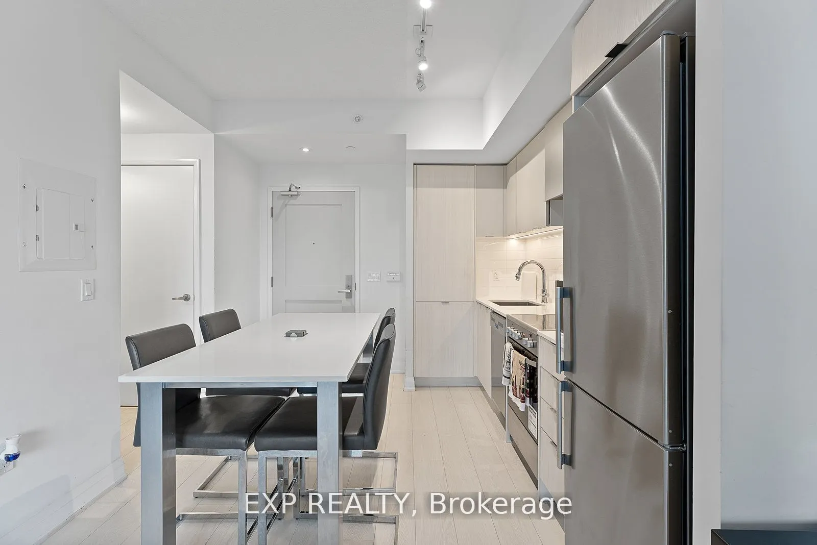 26 Gibbs Road, #630