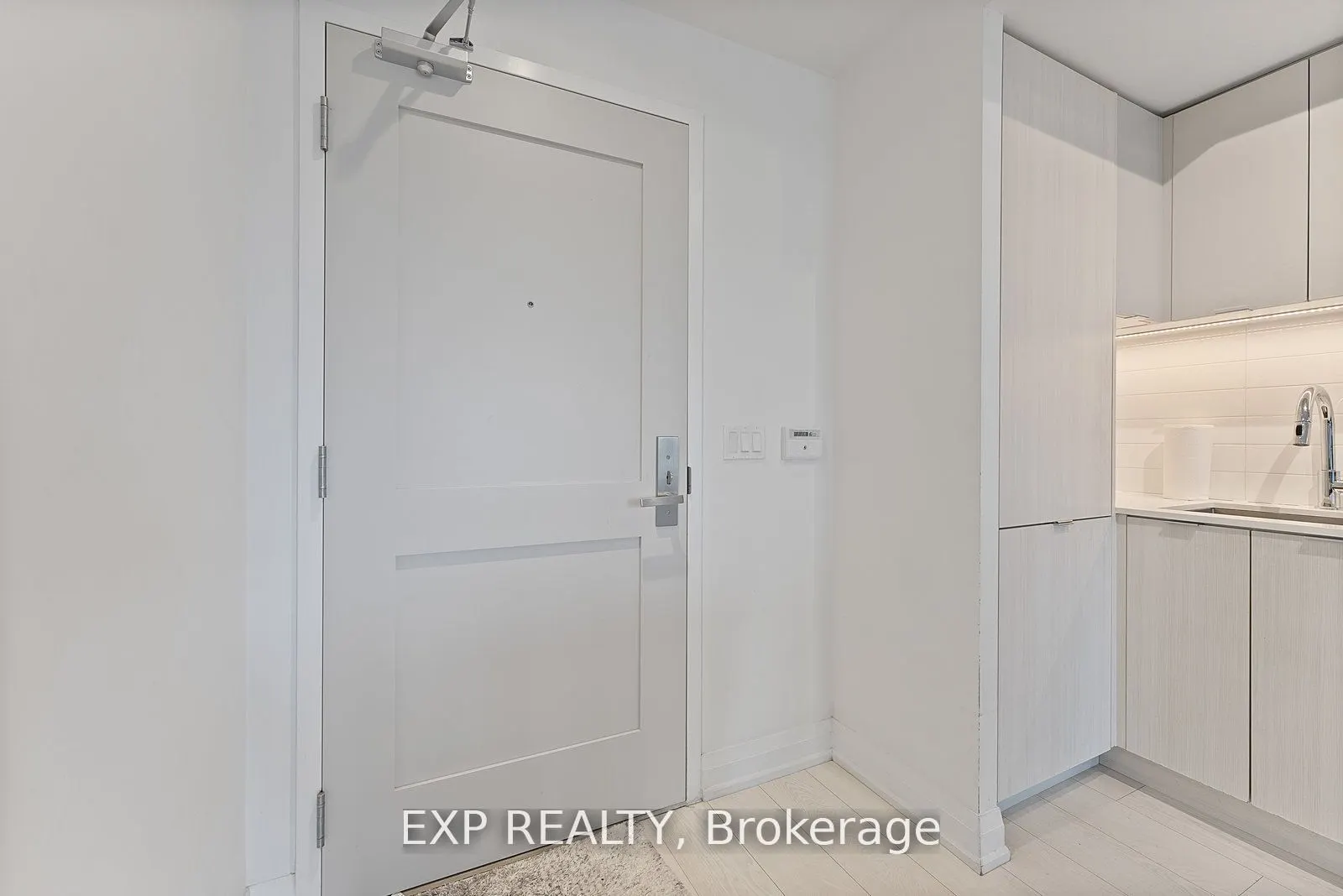 26 Gibbs Road, #630