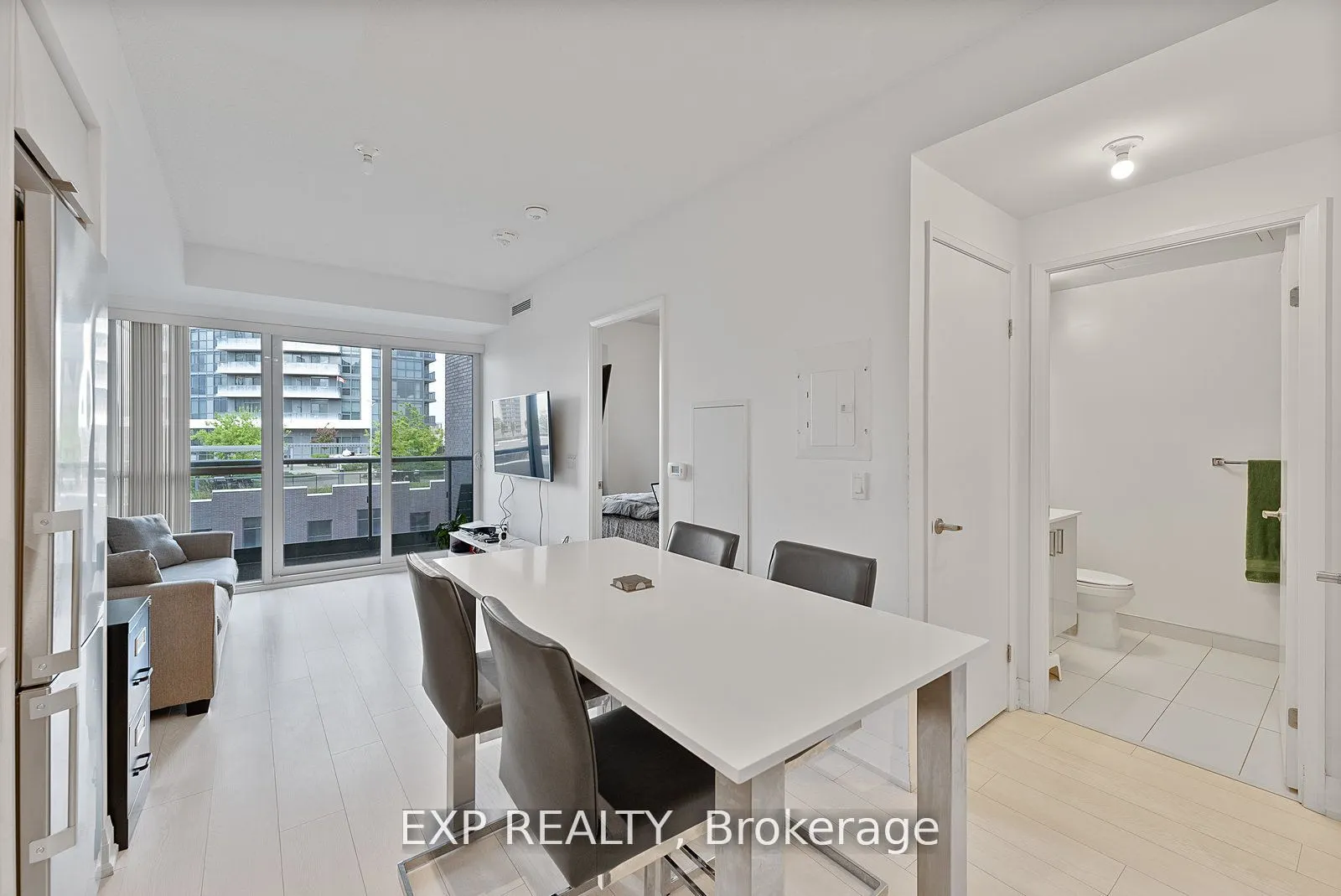 26 Gibbs Road, #630