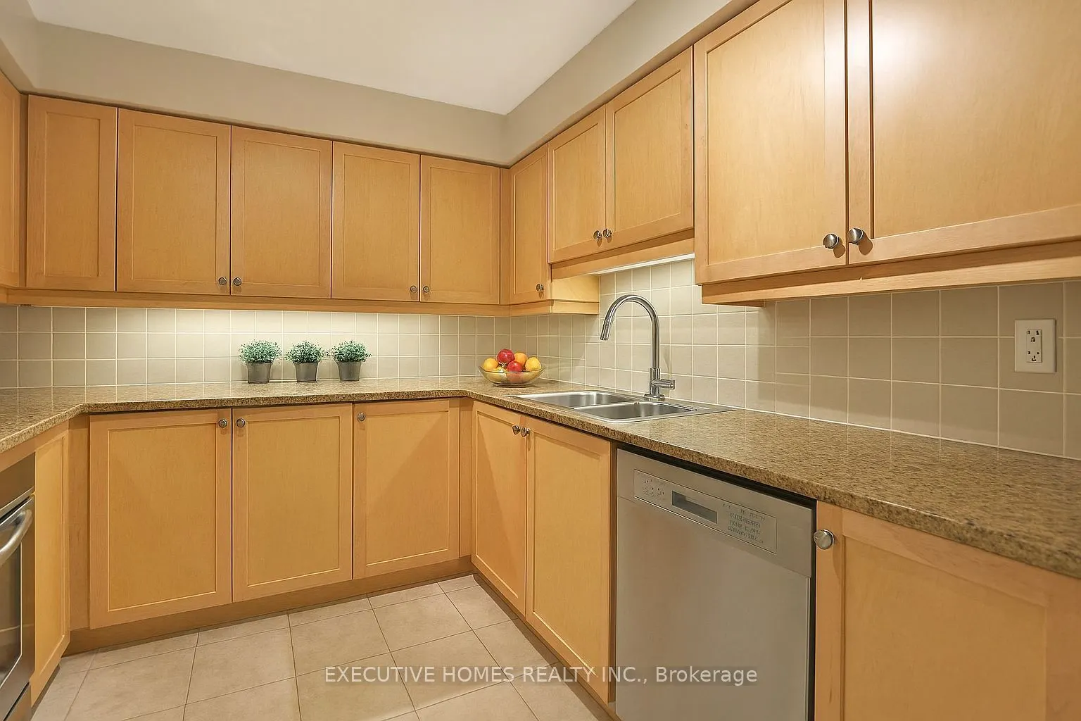 40 Old Mill Road, #606