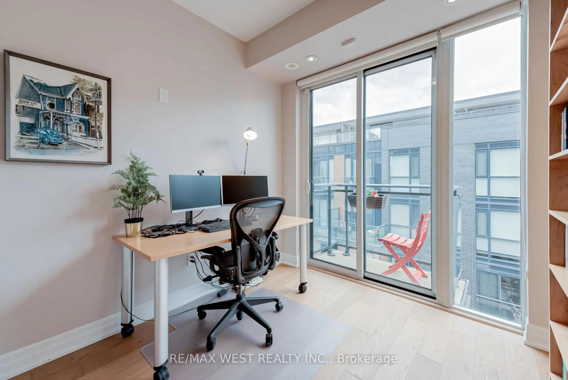 15 Sousa Mendes Street, #103