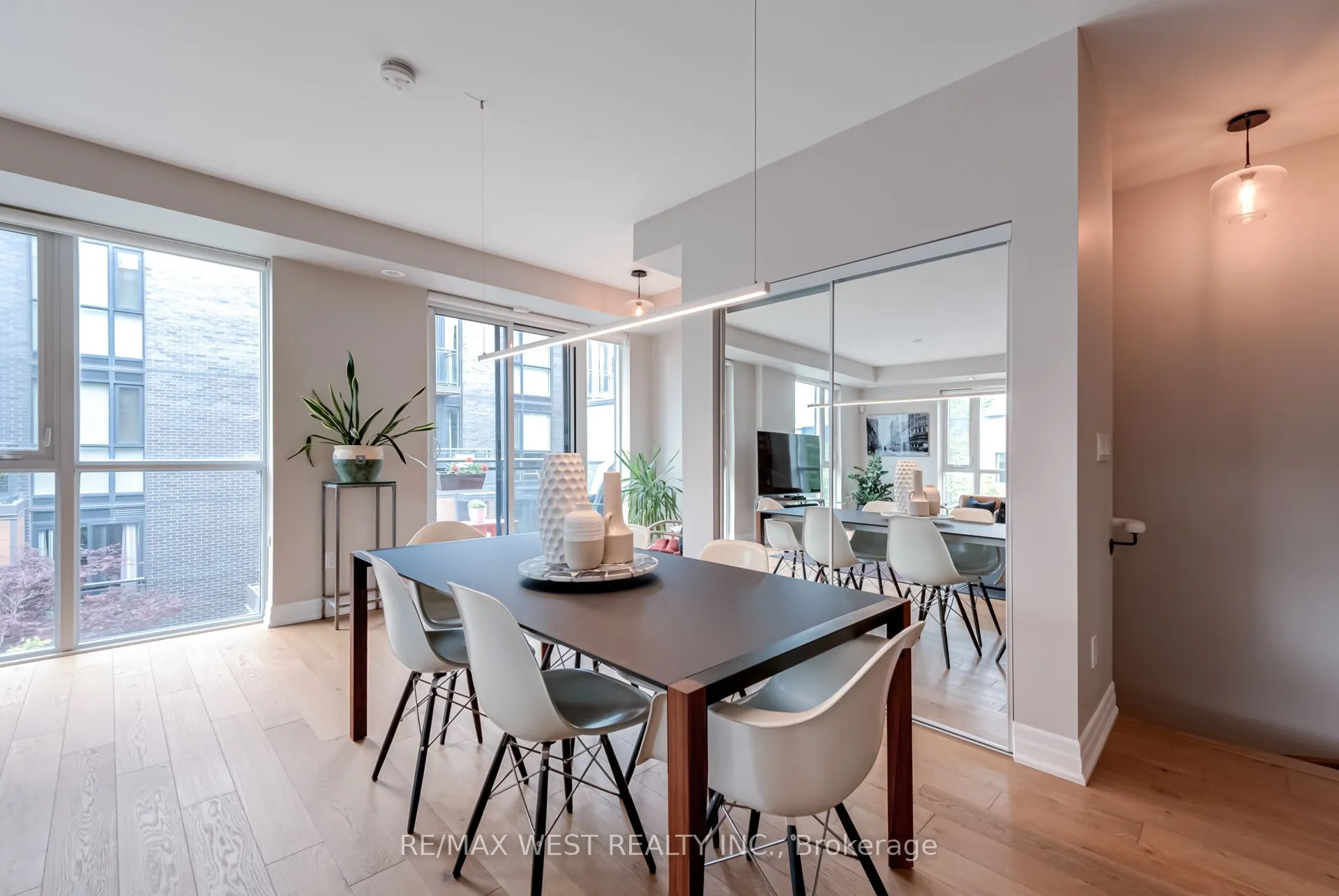 15 Sousa Mendes Street, #103