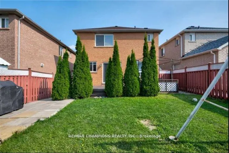30 Feather Reed Way