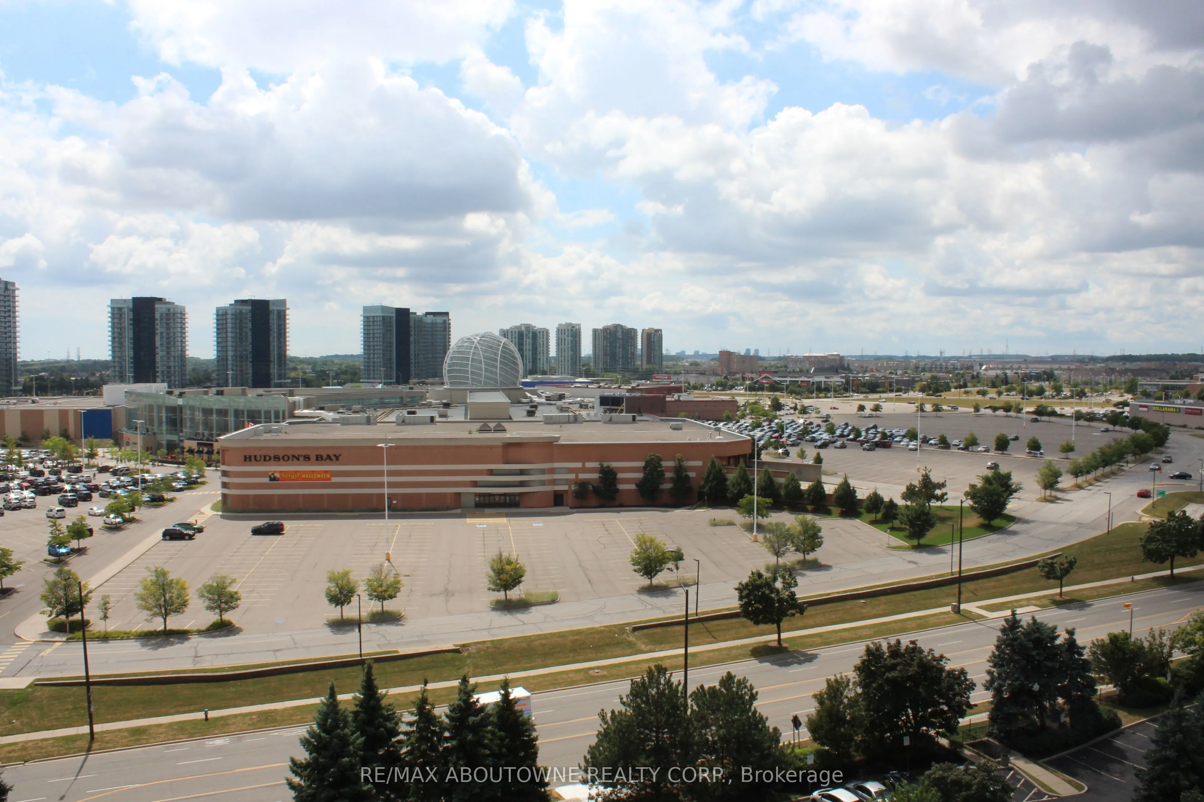 2565 Erin Centre Boulevard, #1105