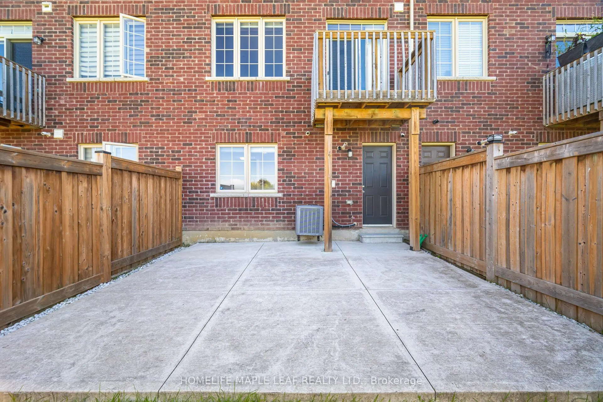 30 Agava Street