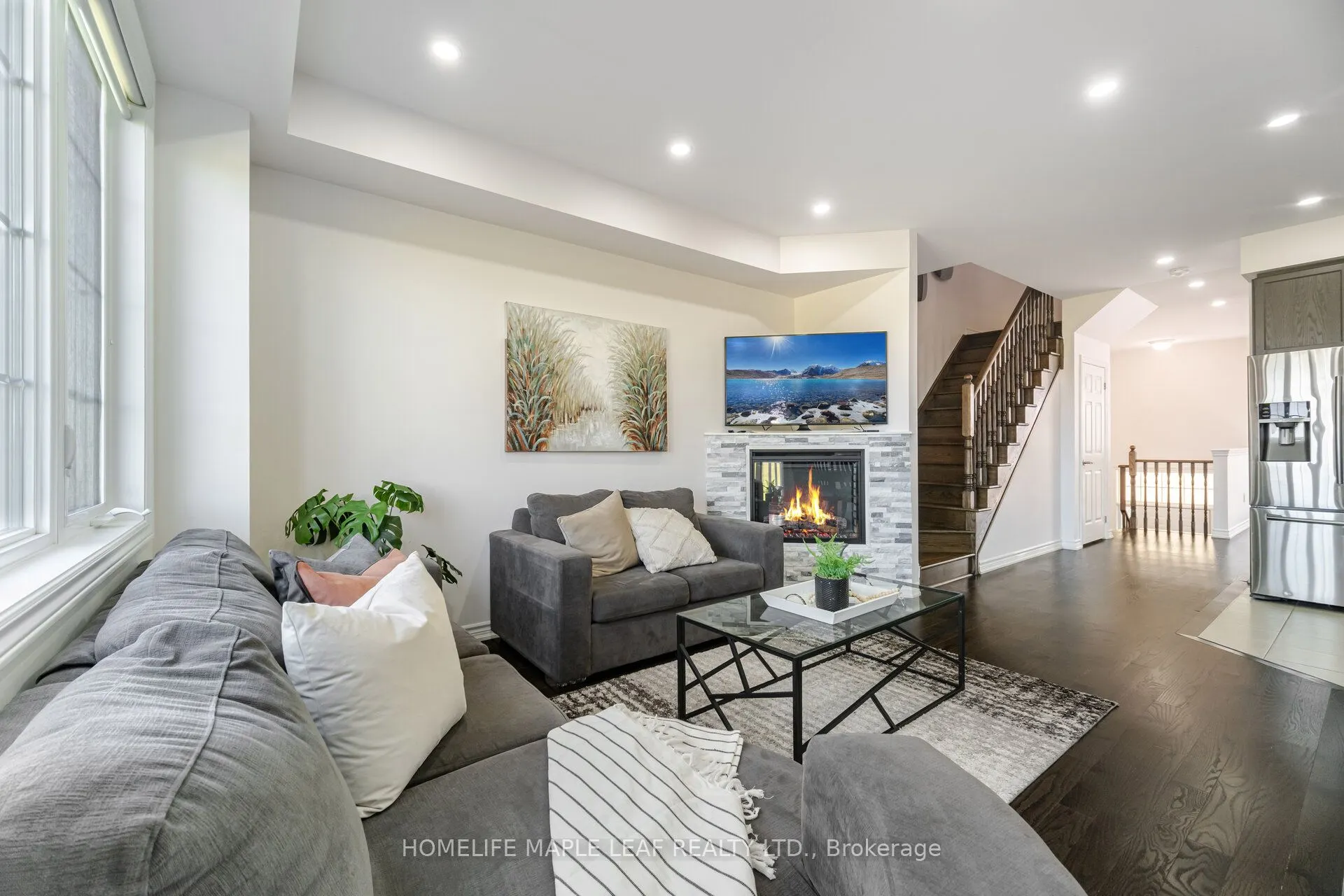 30 Agava Street
