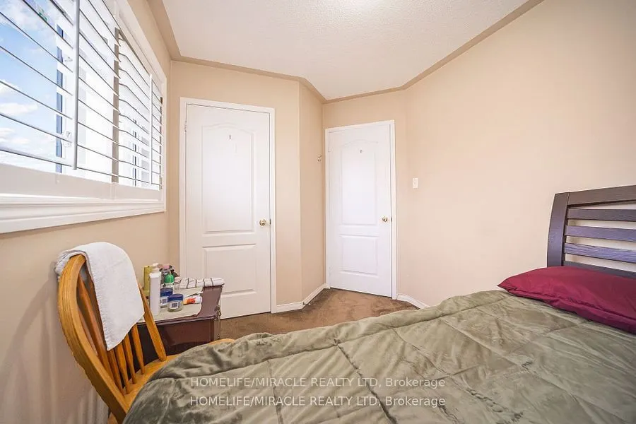 31 Larkspur