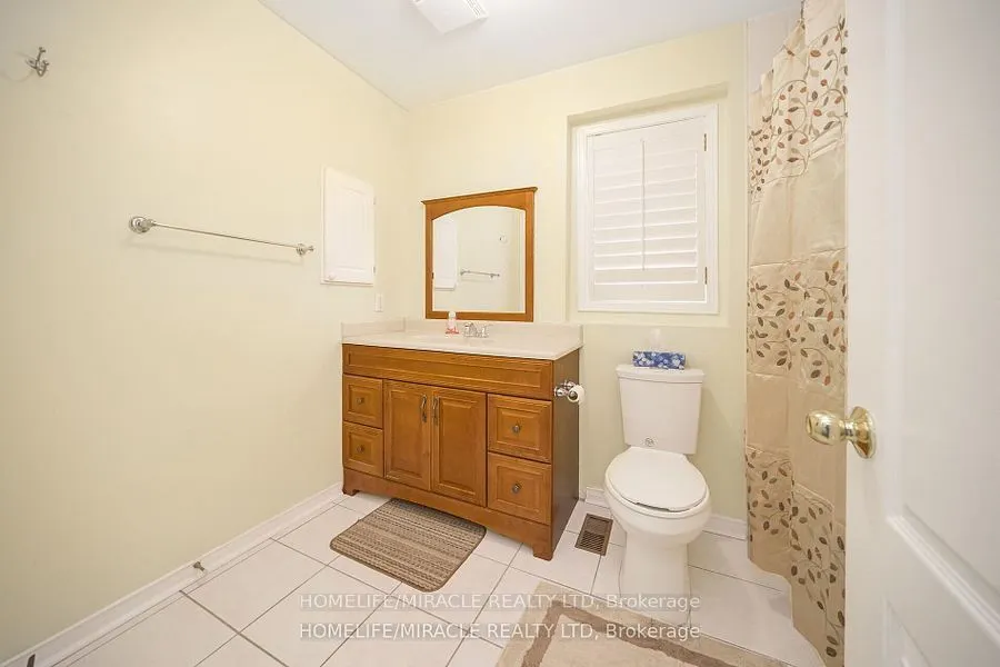 31 Larkspur