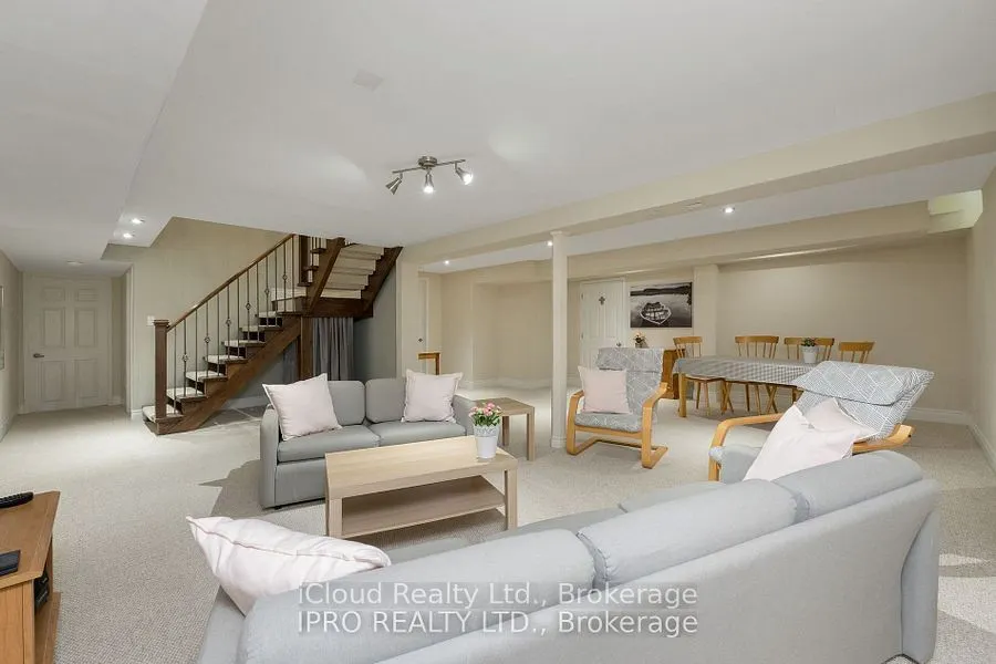 20 Lennox Court