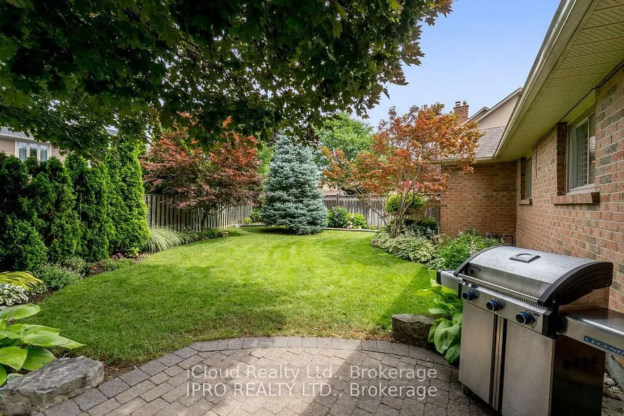 20 Lennox Court