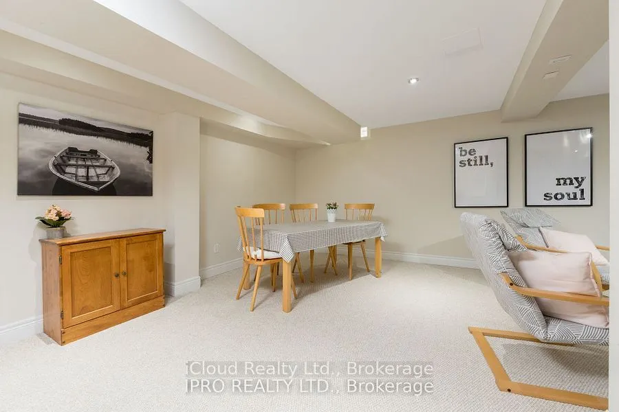 20 Lennox Court