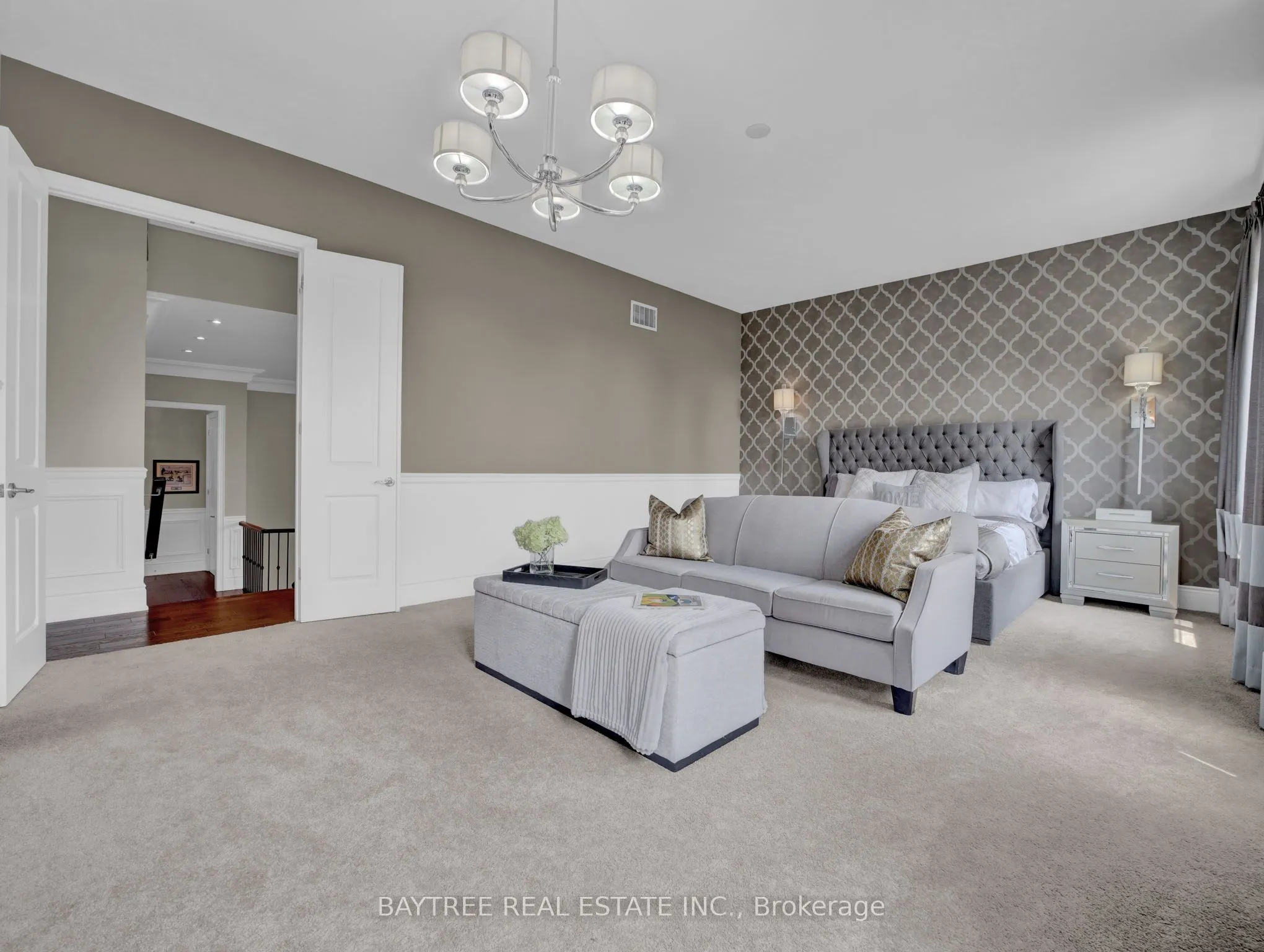 16 Hickory Ridge Court