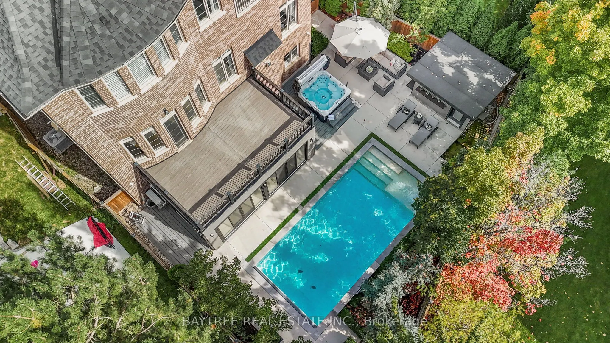 16 Hickory Ridge Court