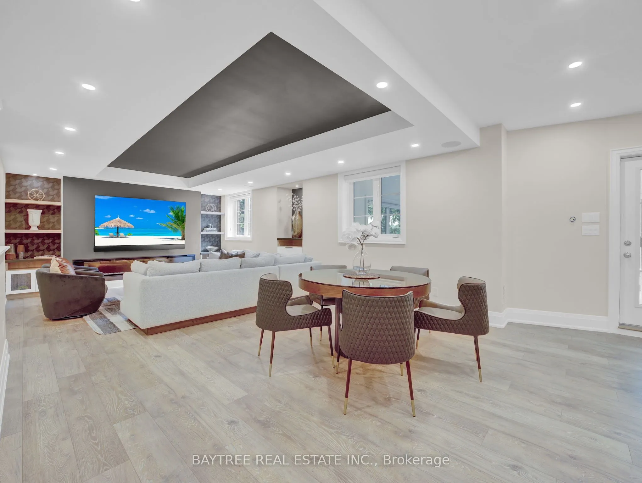 16 Hickory Ridge Court