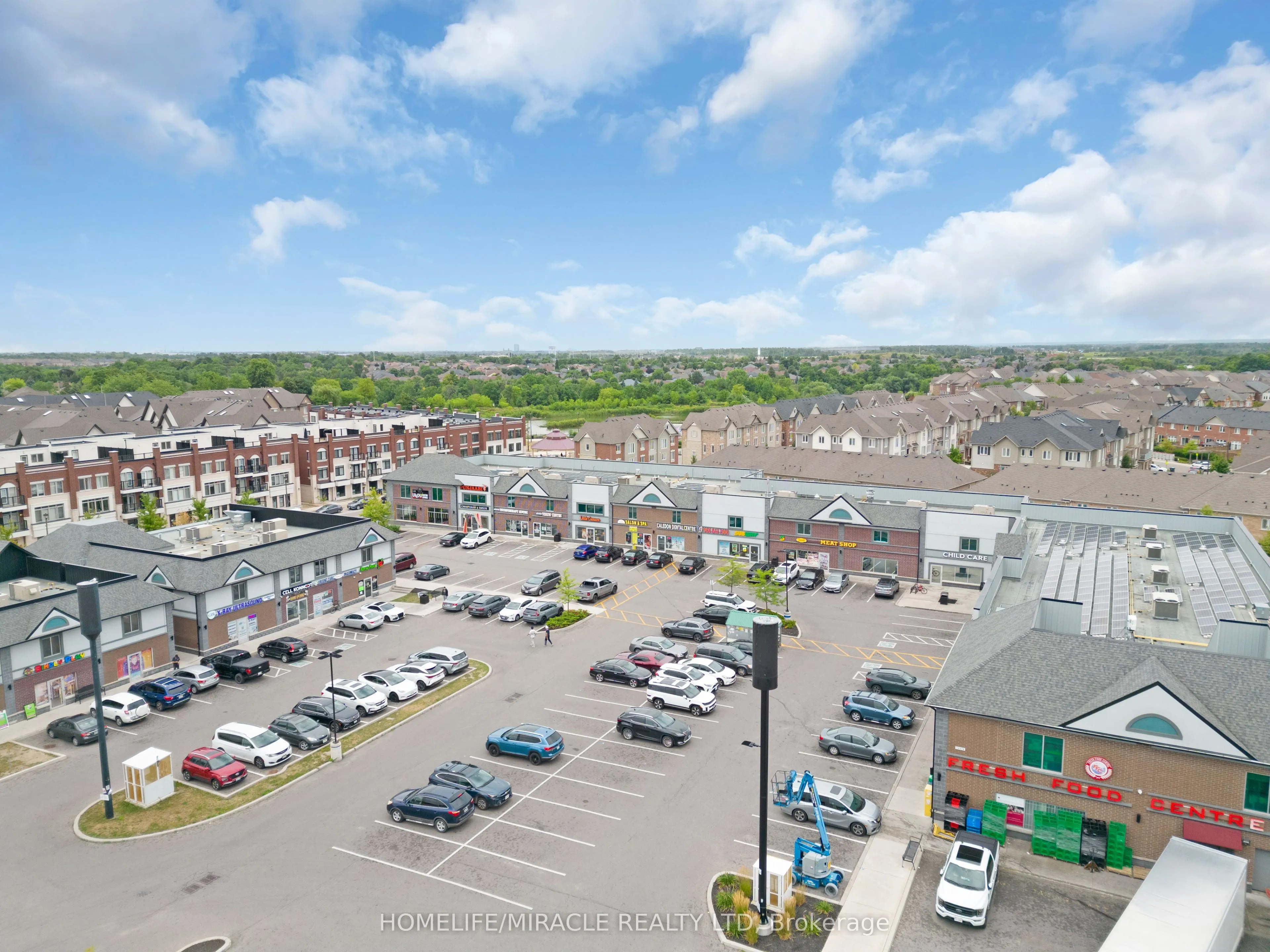 402 Dougall Avenue, #402