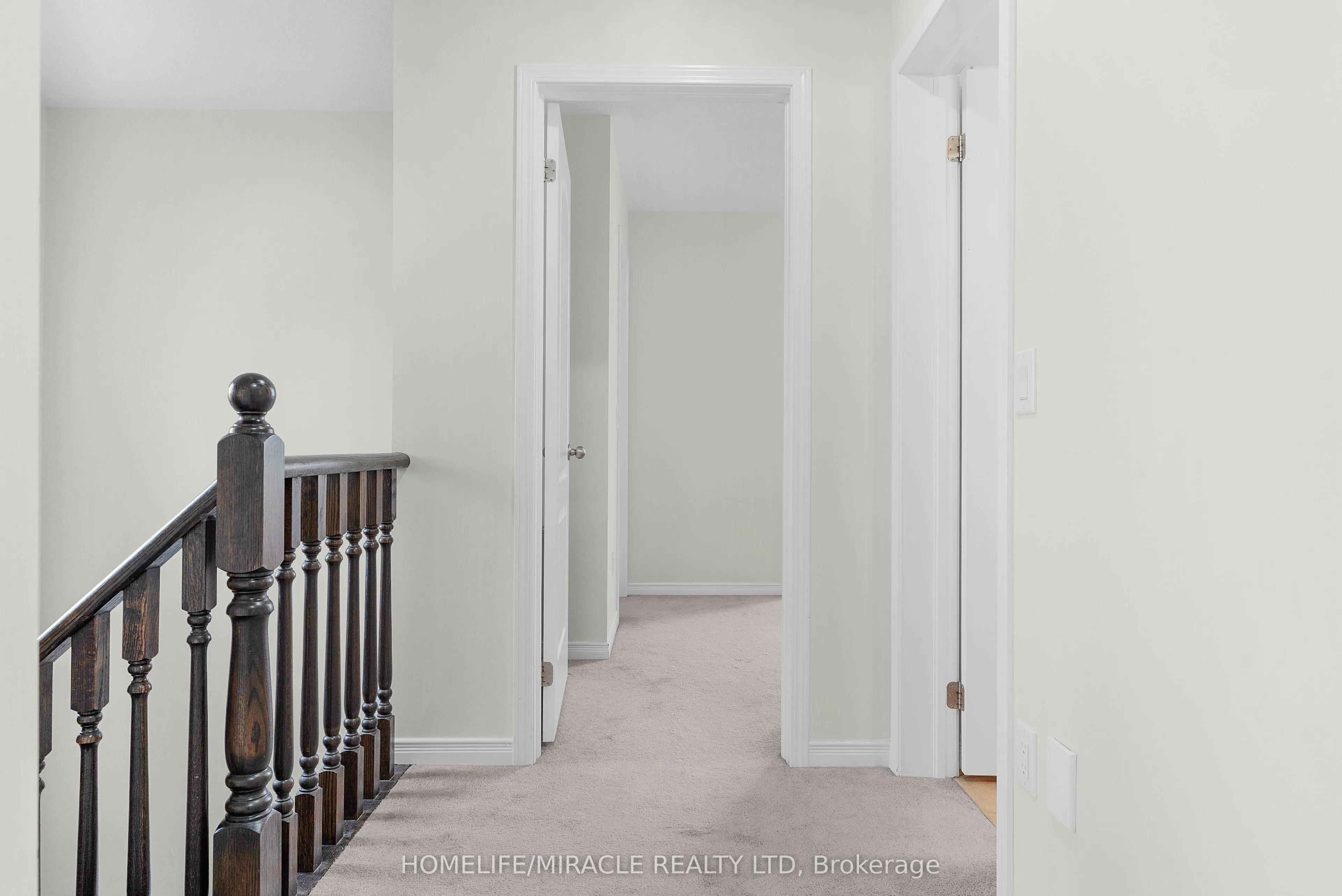 402 Dougall Avenue, #402