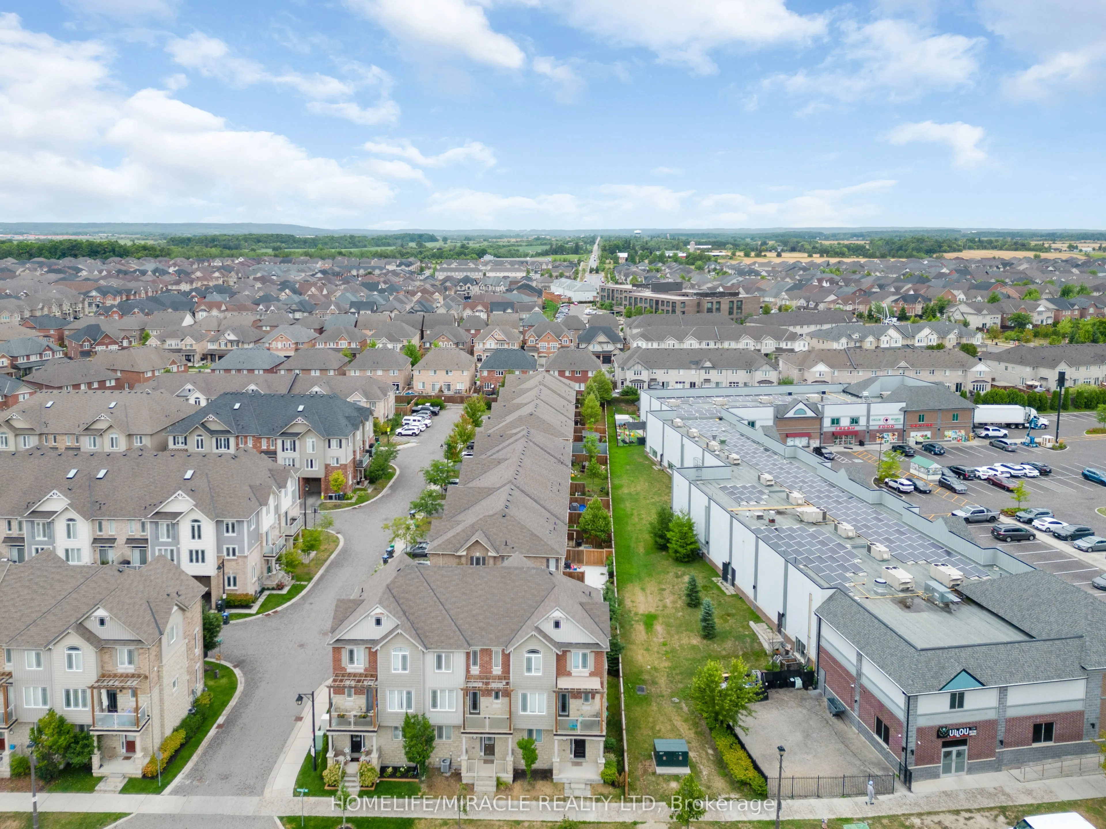 402 Dougall Avenue, #402