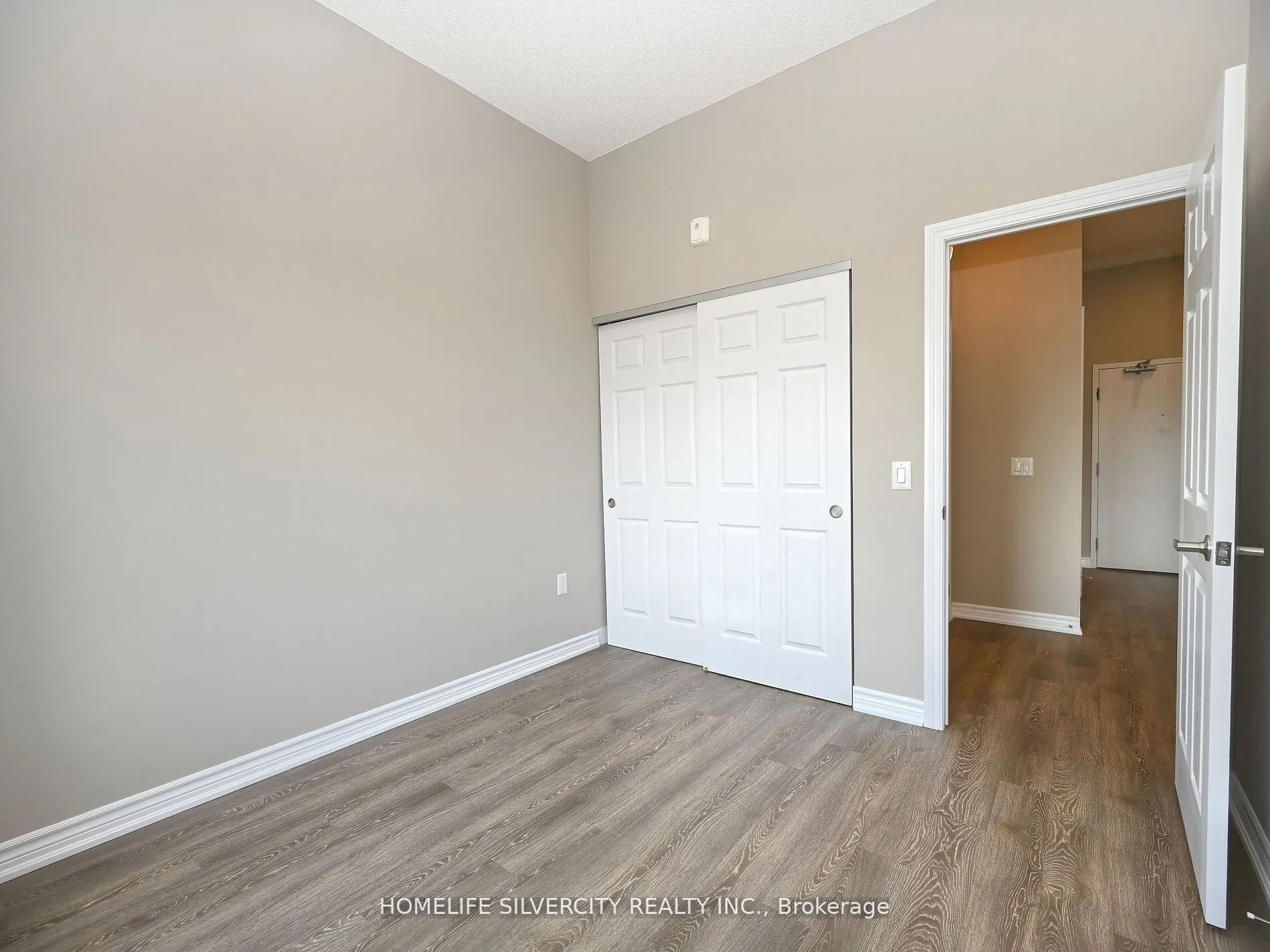 716 Main Street E, #1105