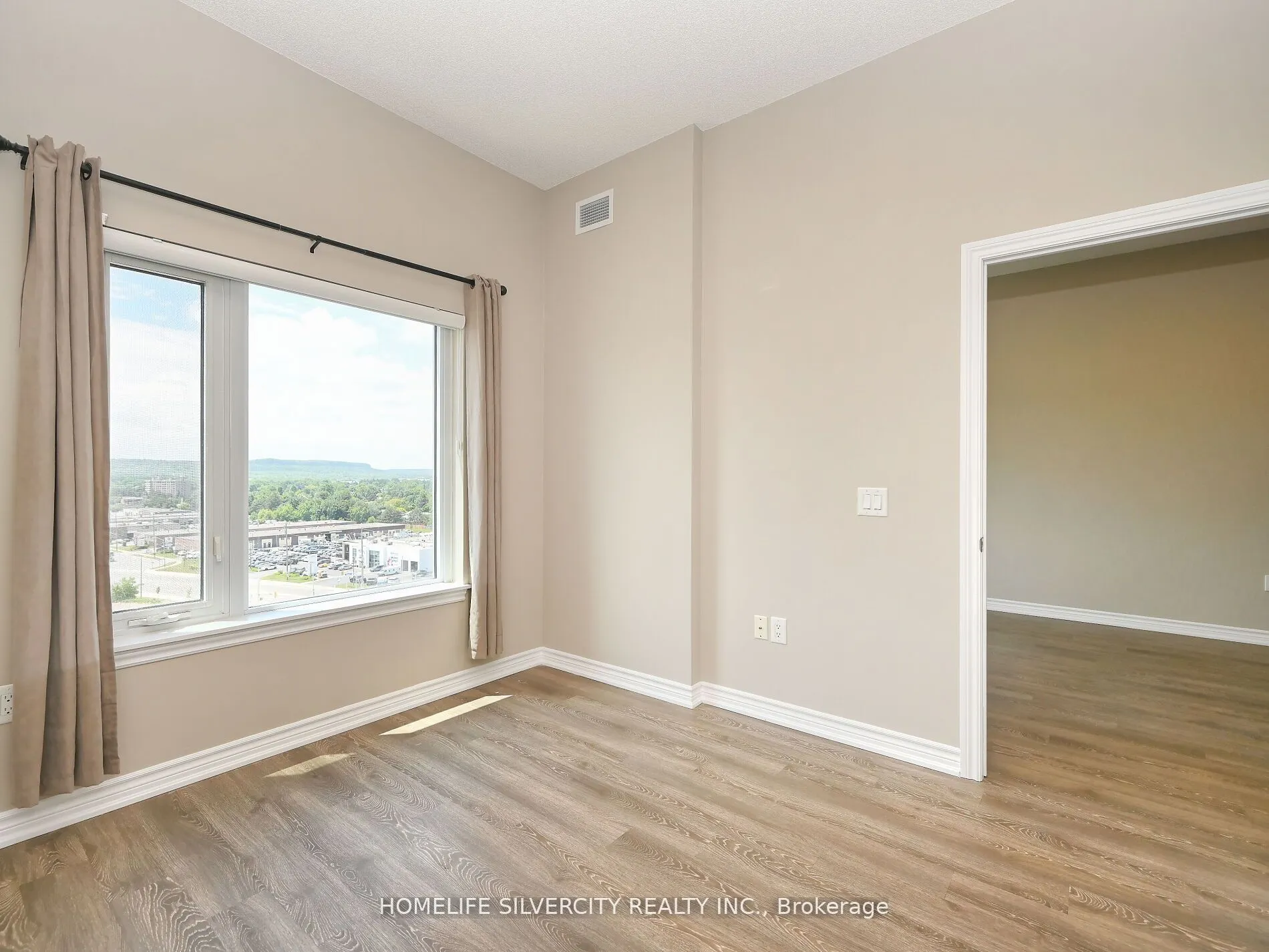 716 Main Street E, #1105
