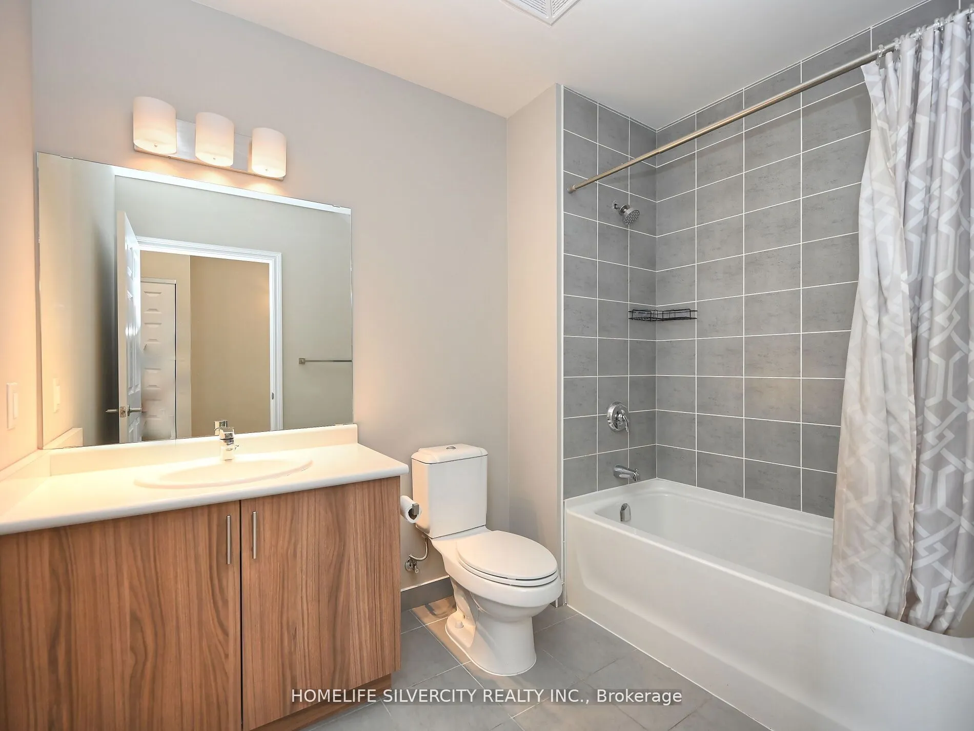 716 Main Street E, #1105