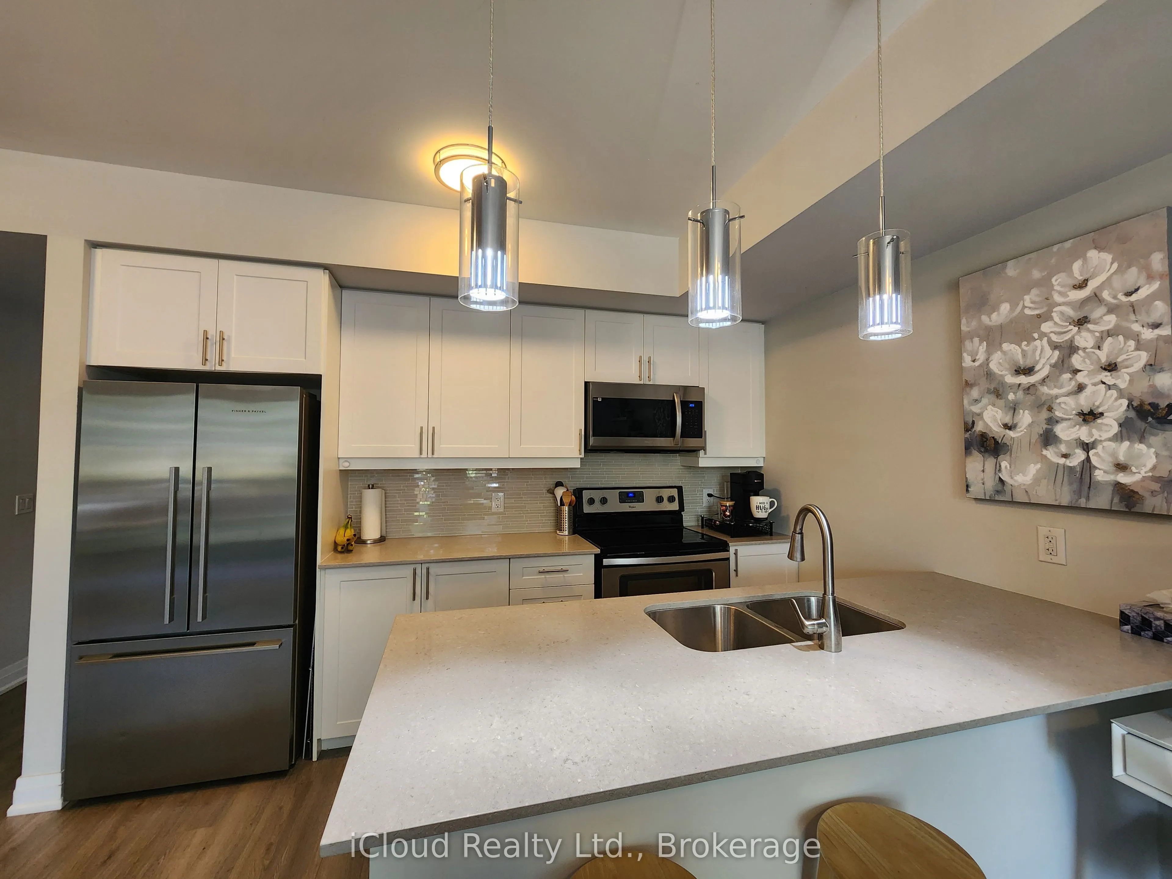 1206 Main Street E, #104