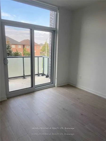 8 Nahani Way, #TH130
