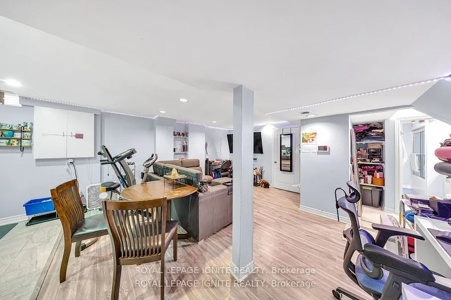 21 Toba Crescent, #BSMT