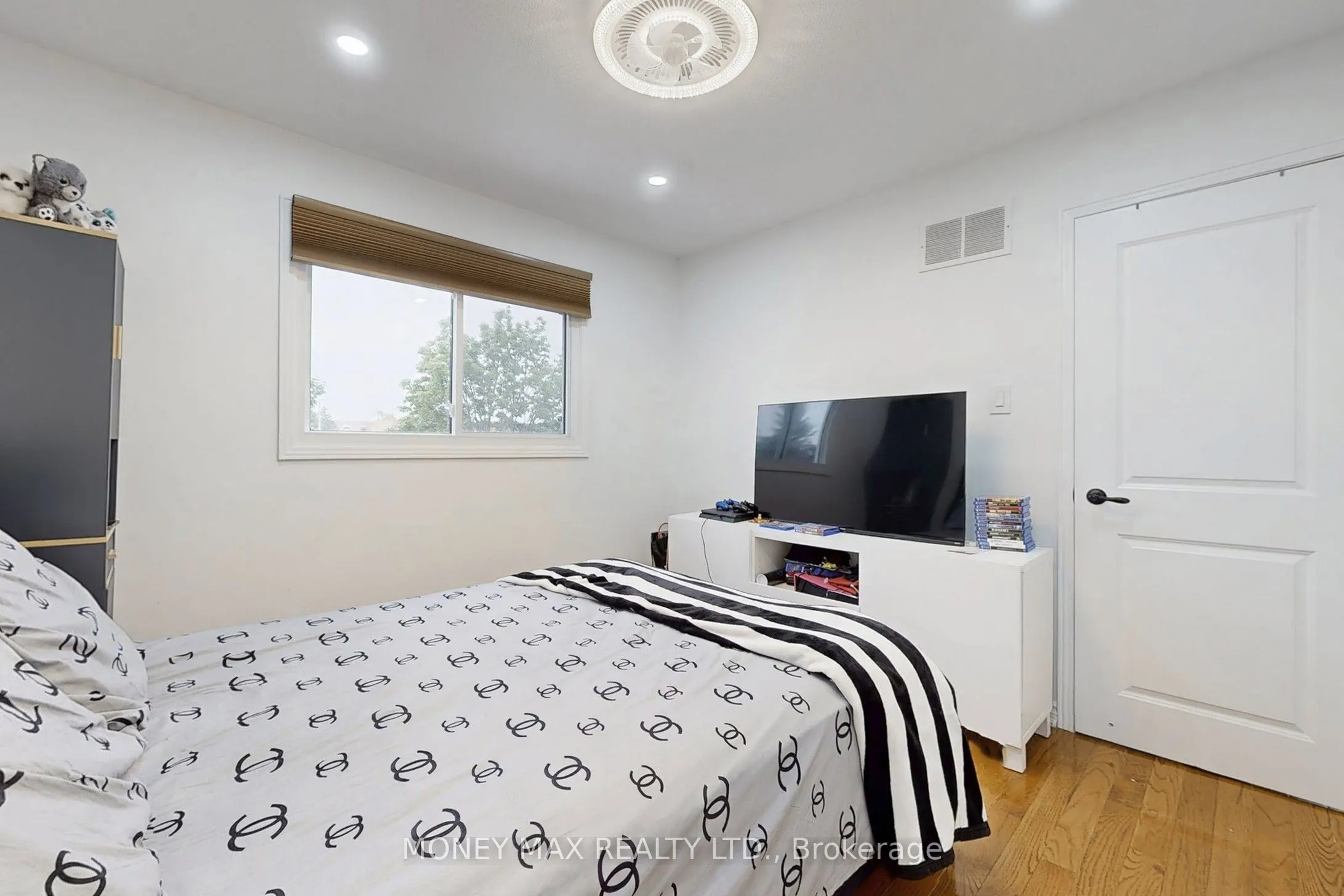 95 Elgin Drive