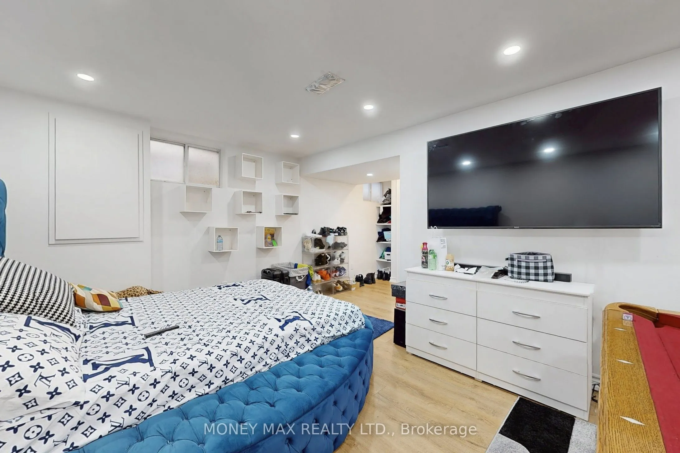 95 Elgin Drive