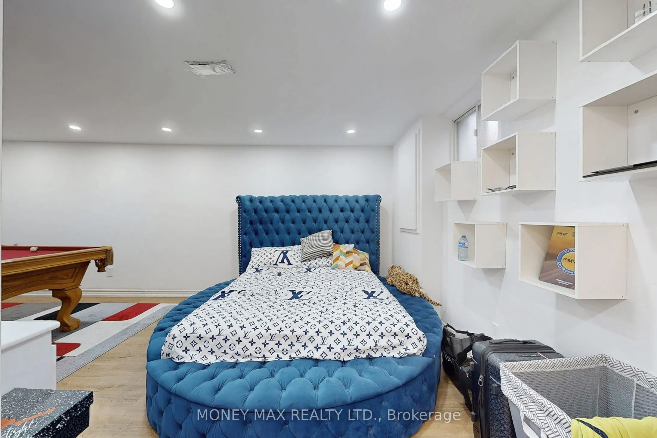 95 Elgin Drive