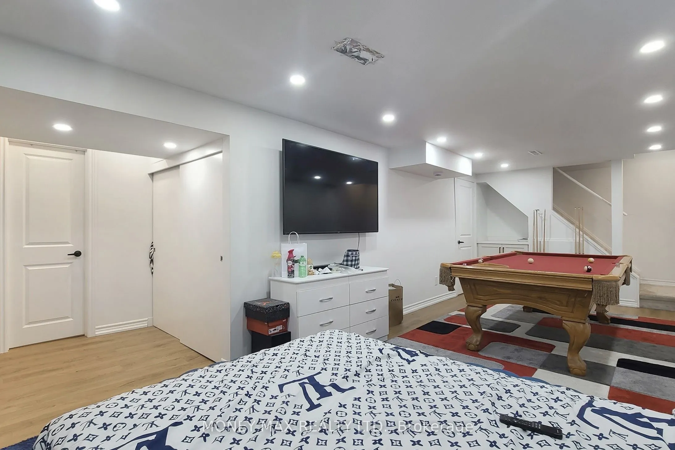 95 Elgin Drive
