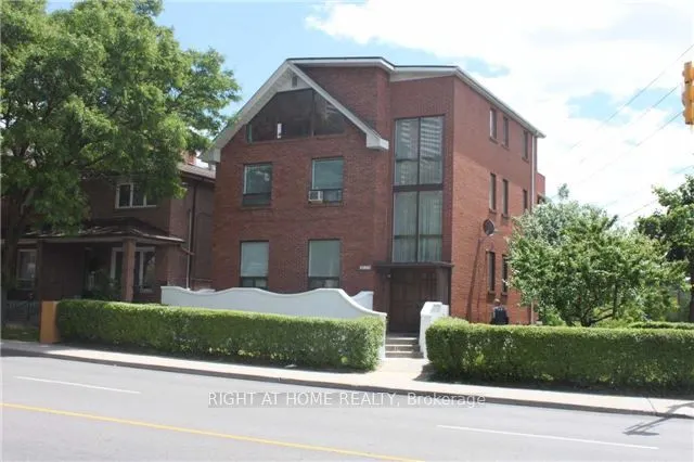 2123 Lawrence Avenue W, ##4