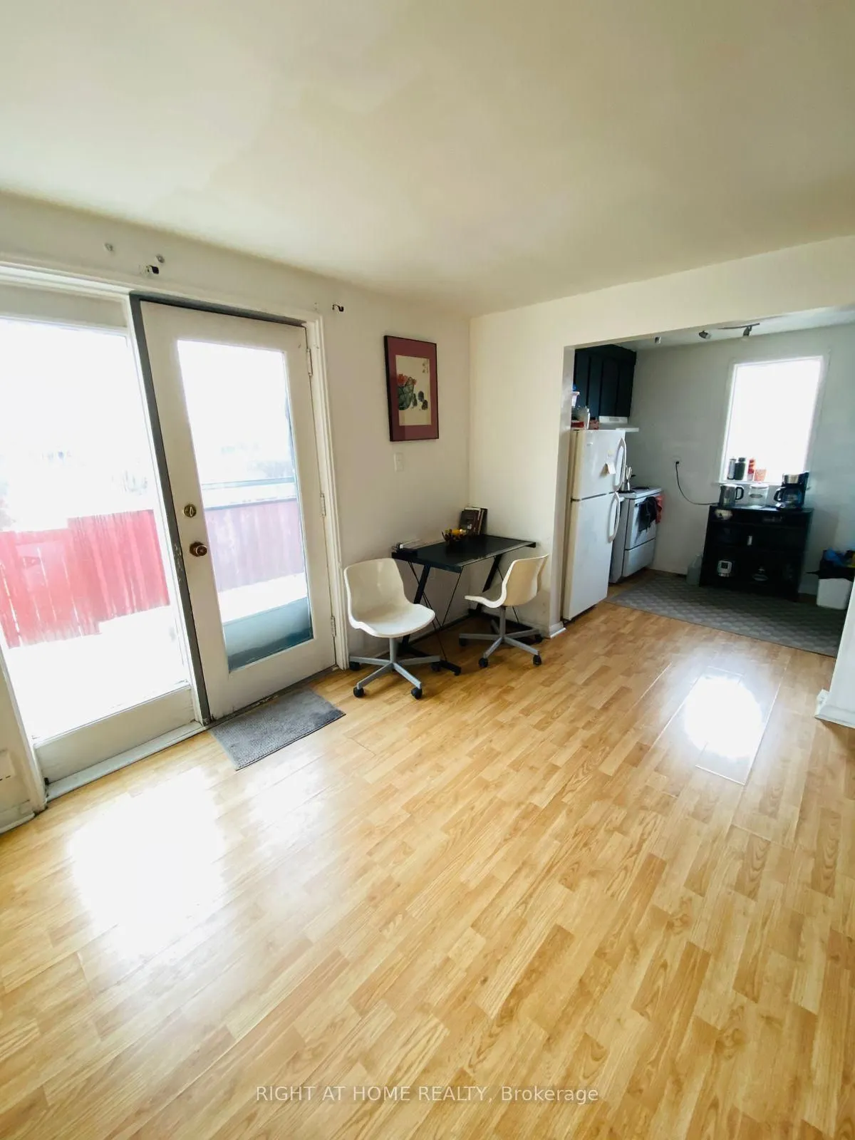 2123 Lawrence Avenue W, ##4