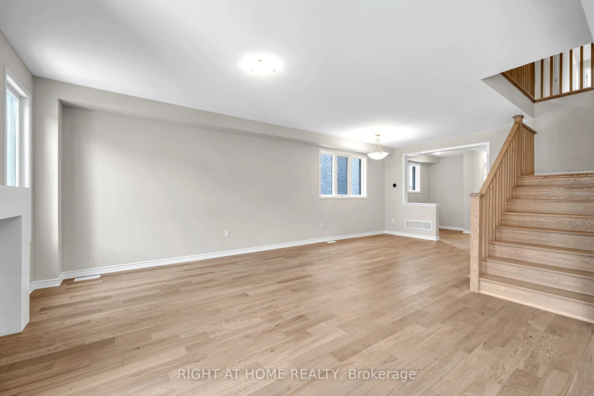 1267 Temperance Crescent