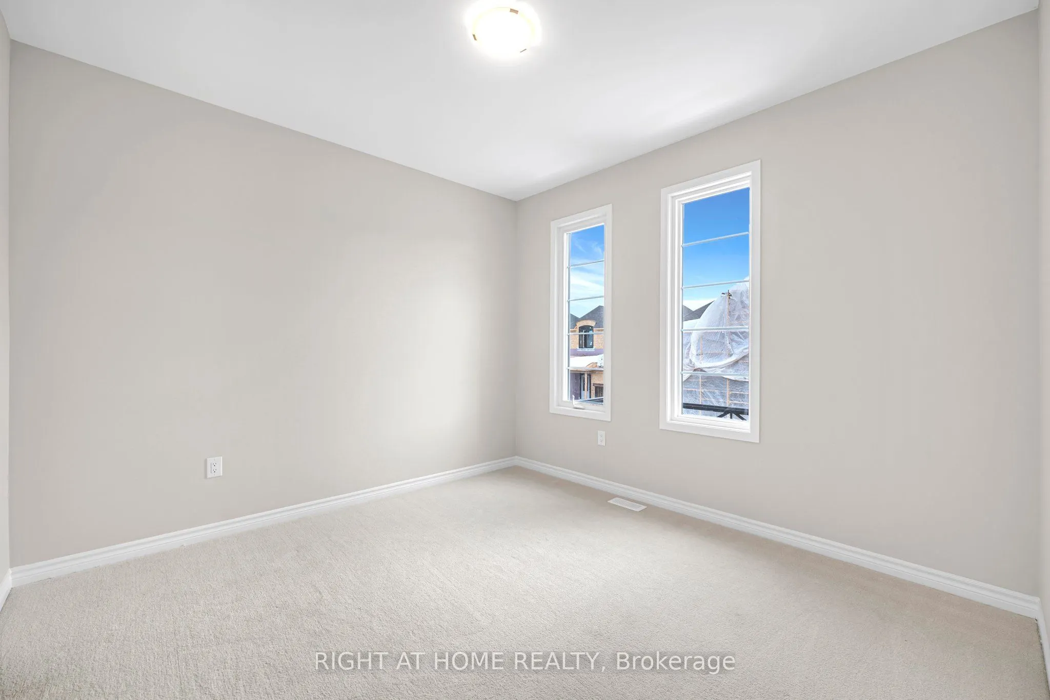1267 Temperance Crescent