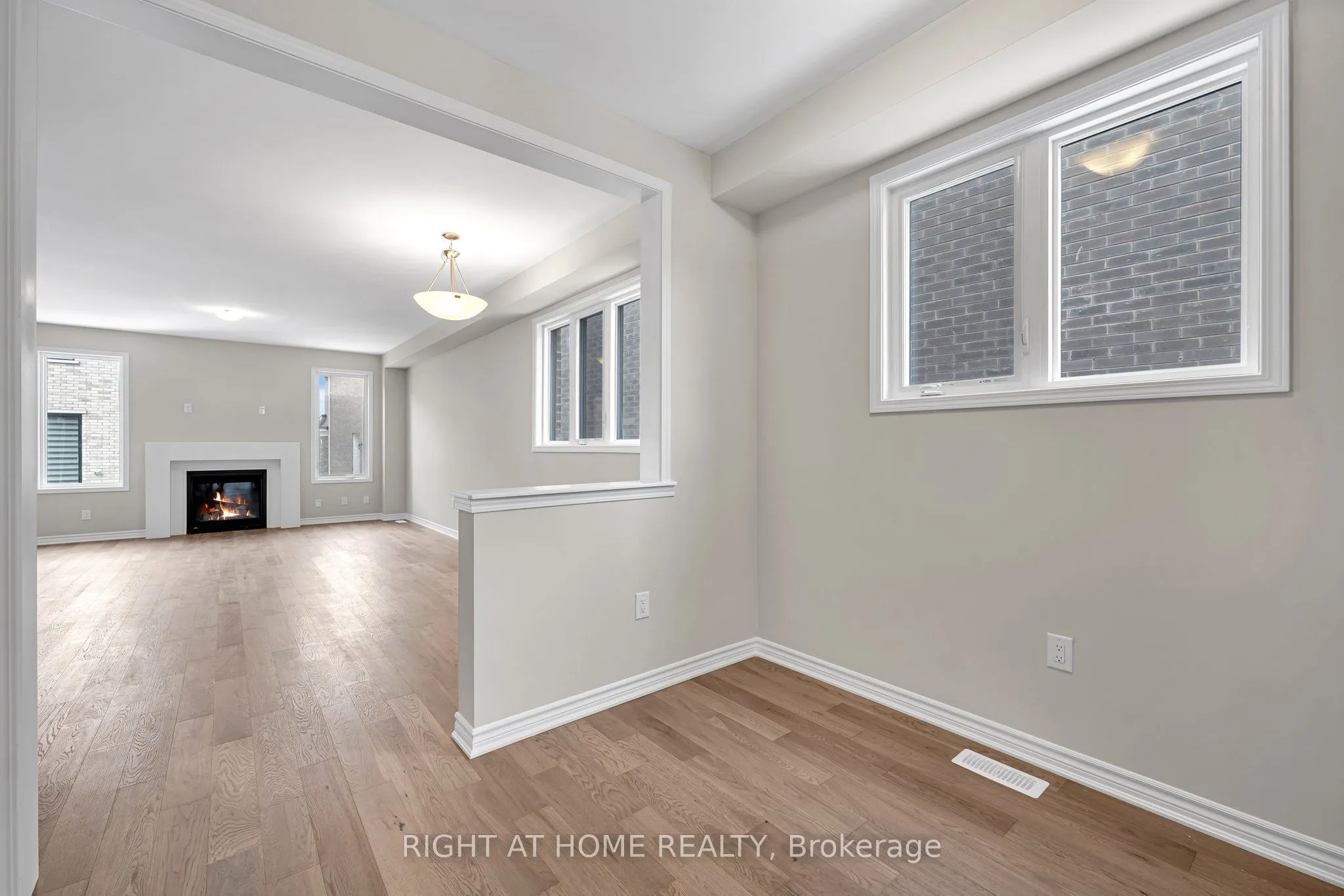 1267 Temperance Crescent