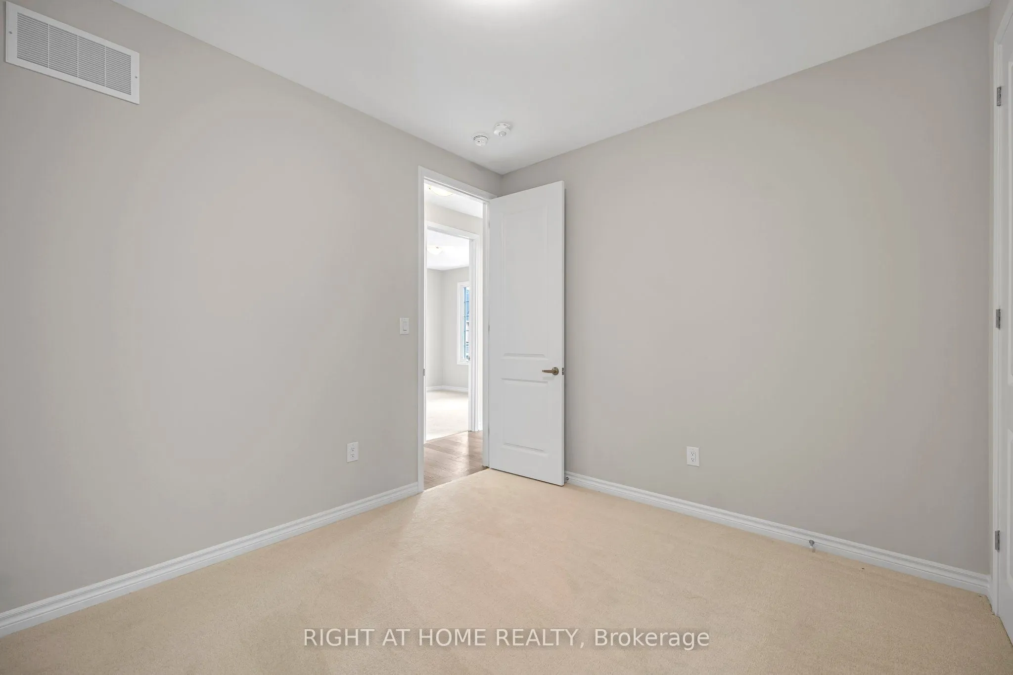 1267 Temperance Crescent