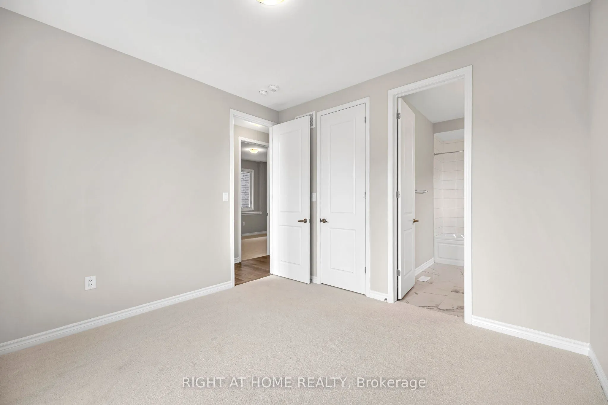 1267 Temperance Crescent