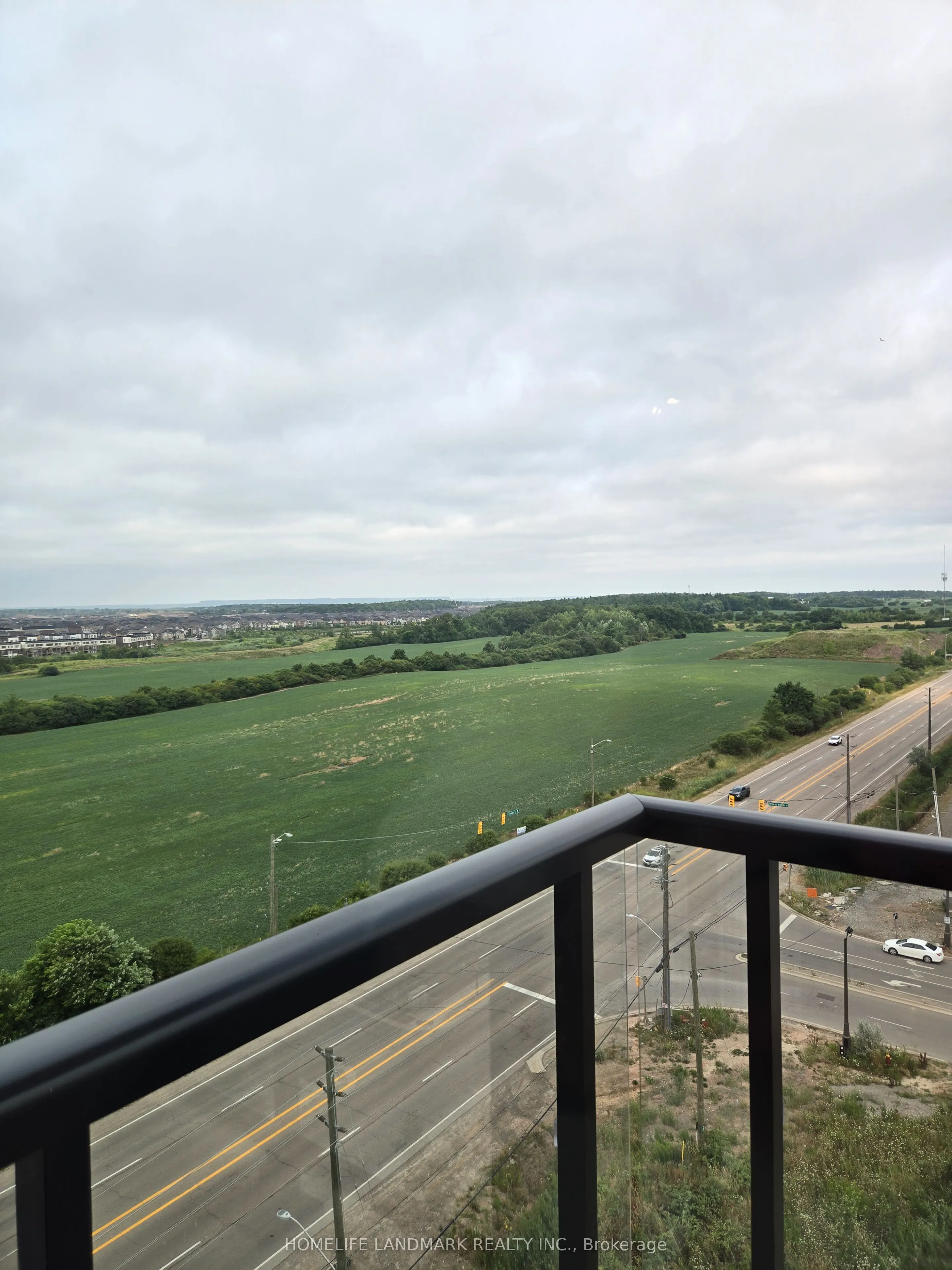 3079 trafalgar Road, #1104