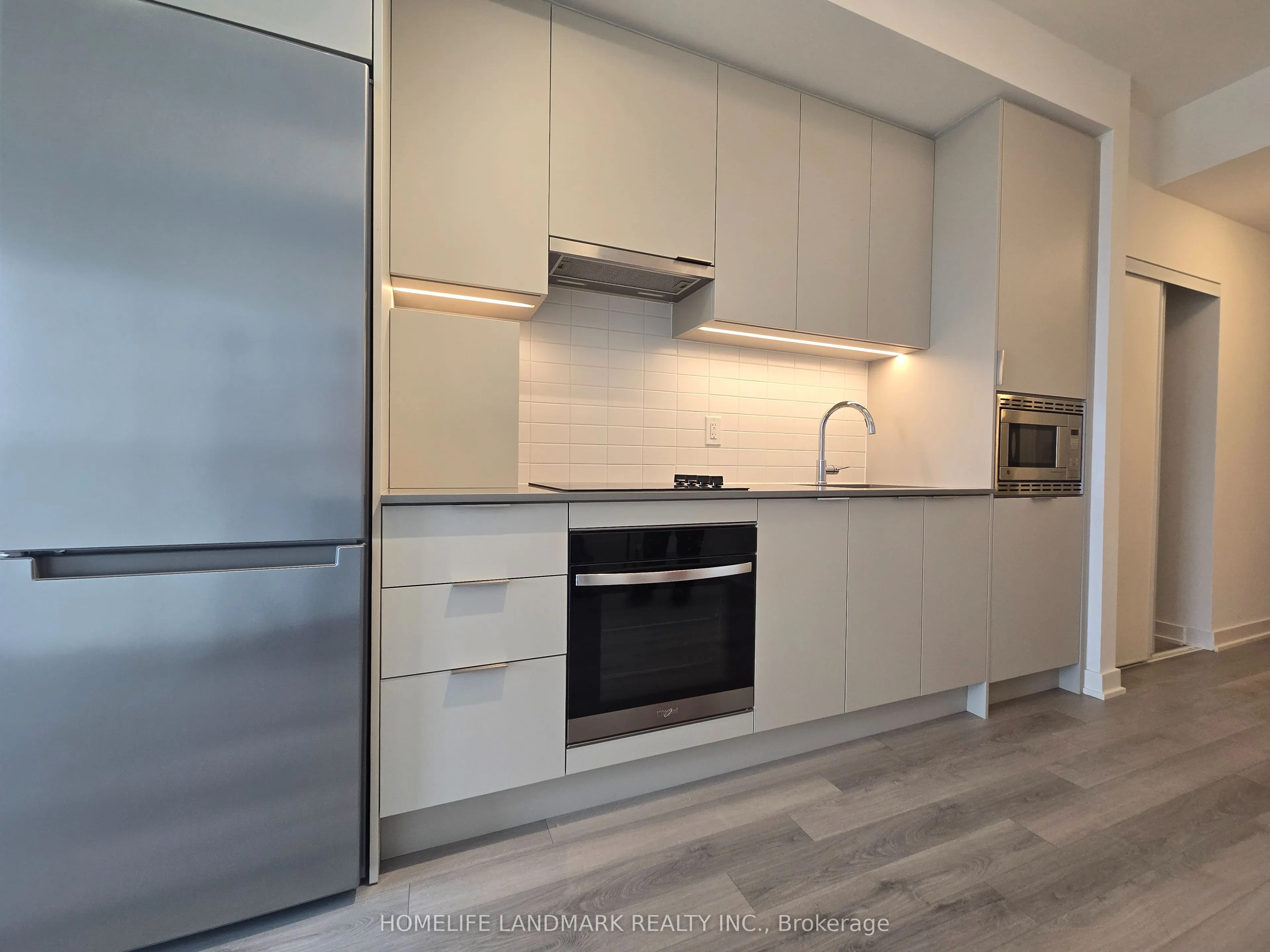 3079 trafalgar Road, #1104