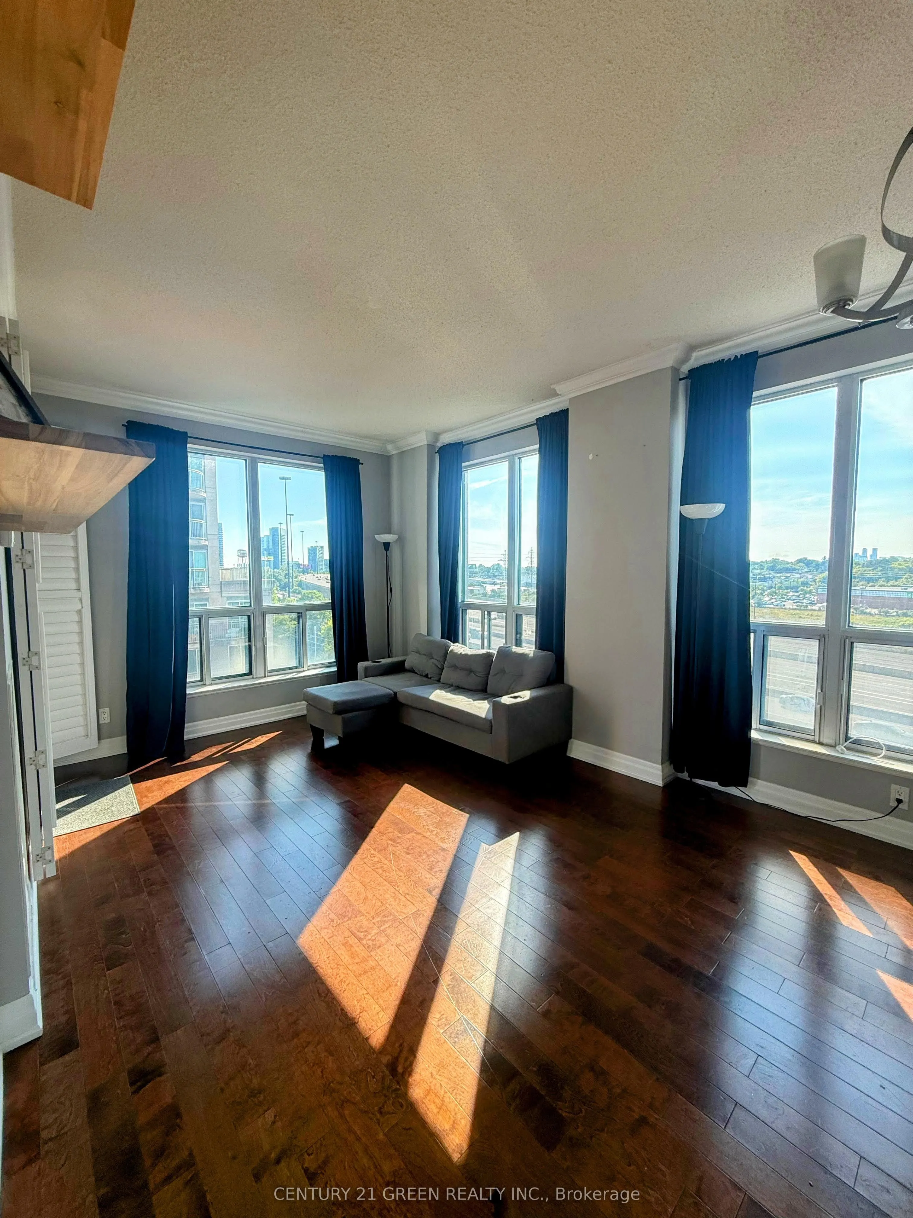 2087 Lake Shore Boulevard W, #707