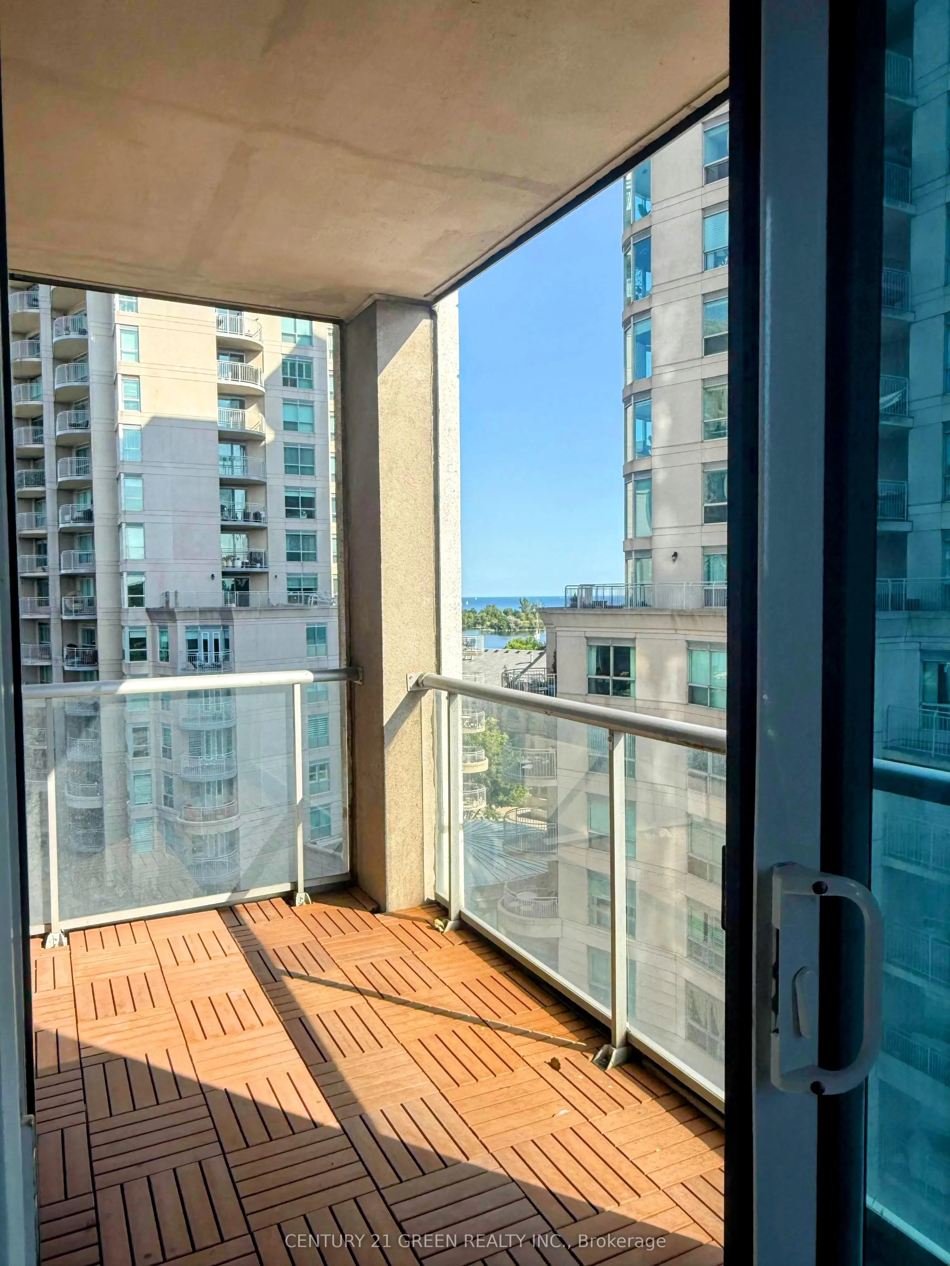 2087 Lake Shore Boulevard W, #707